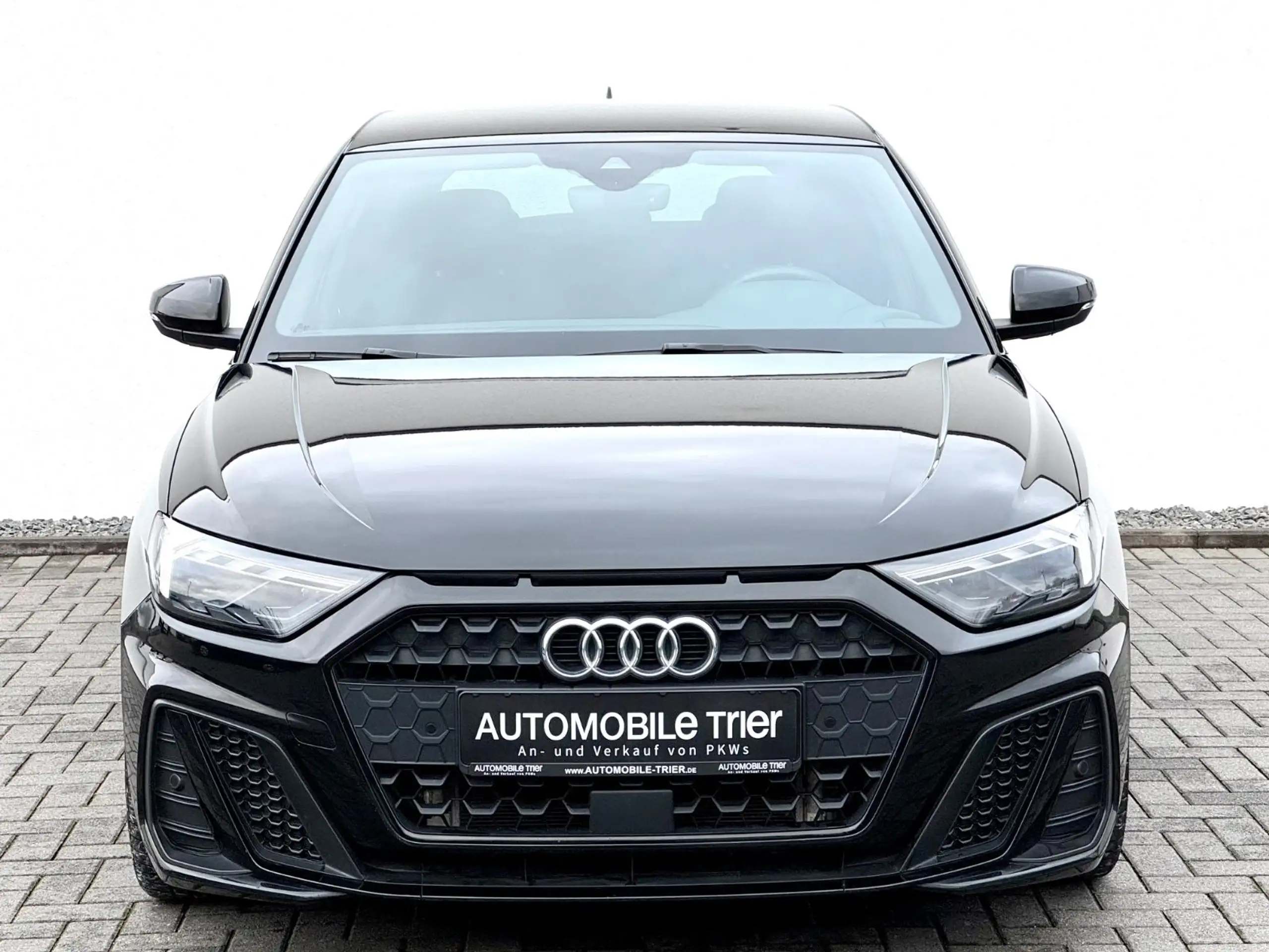 Audi - A1