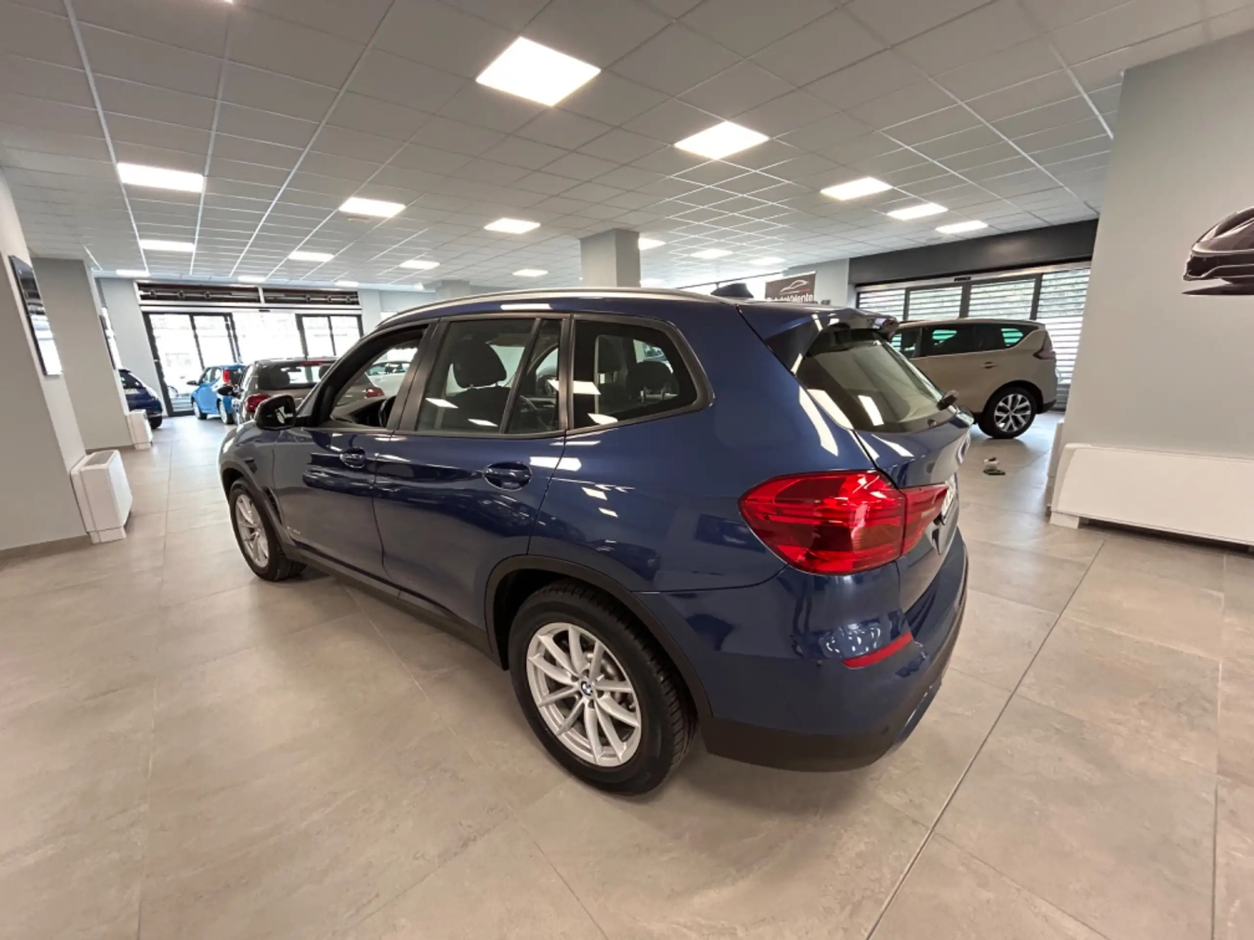 BMW - X3