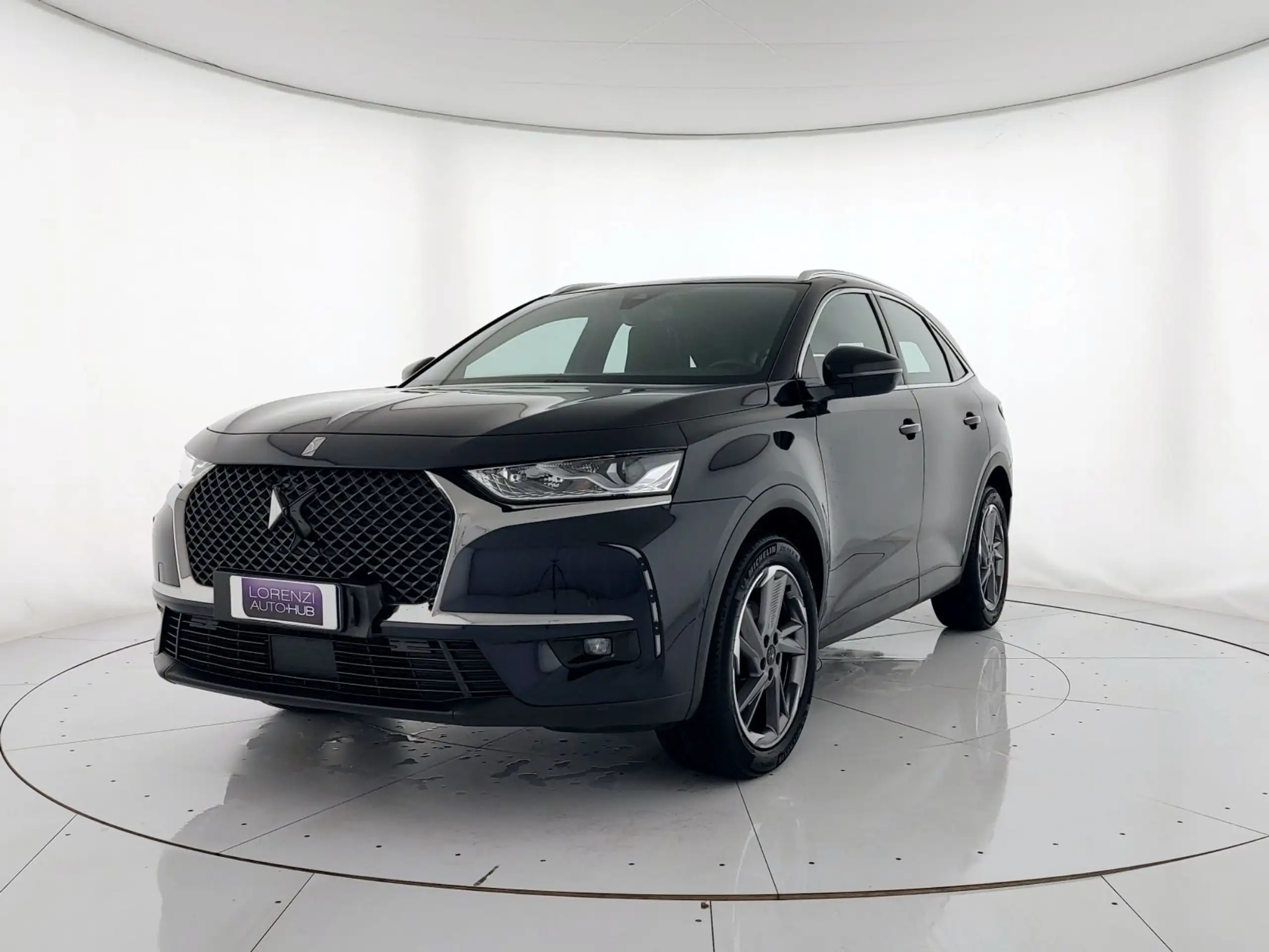 DS Automobiles - DS 7 Crossback