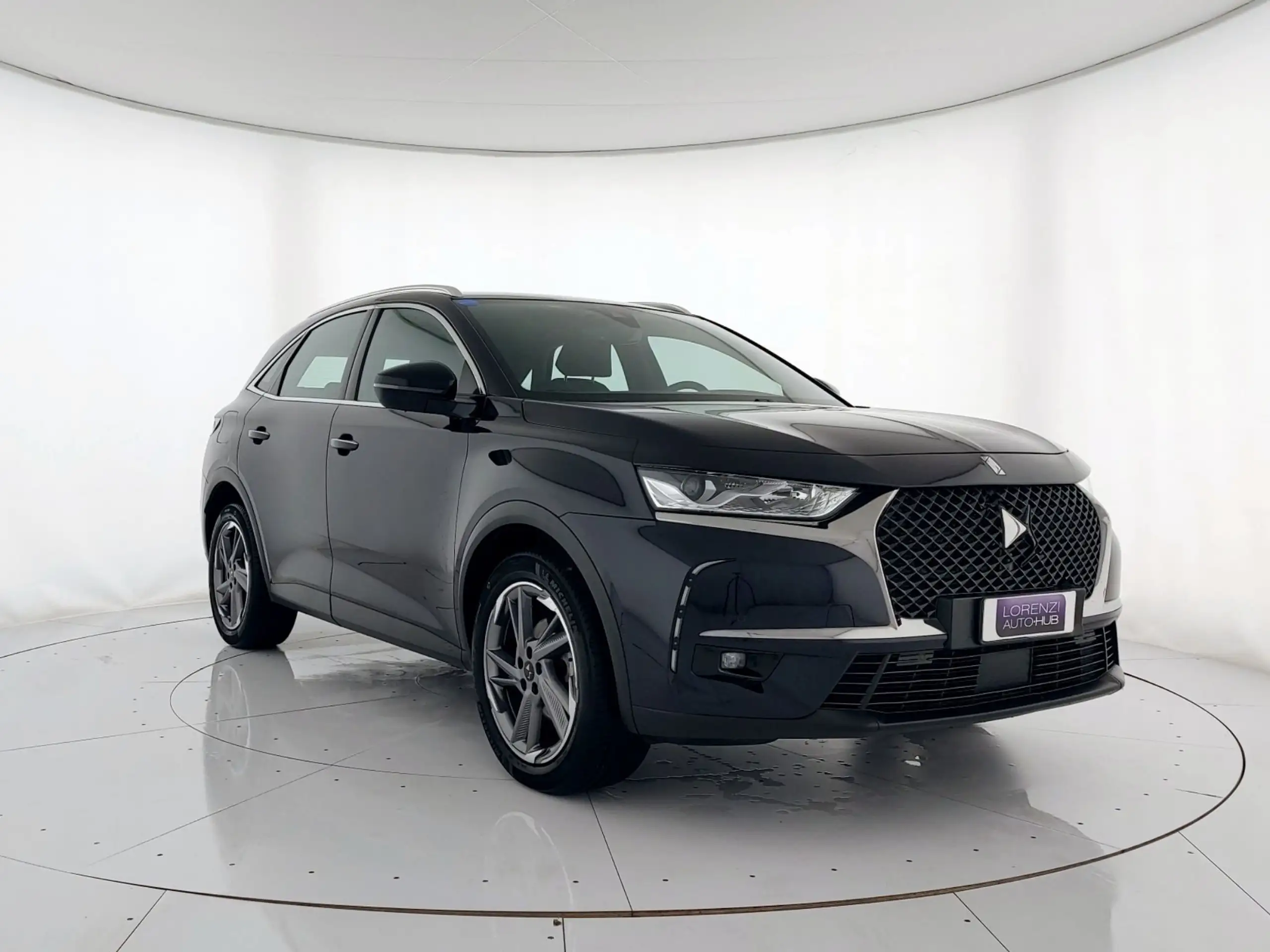 DS Automobiles - DS 7 Crossback