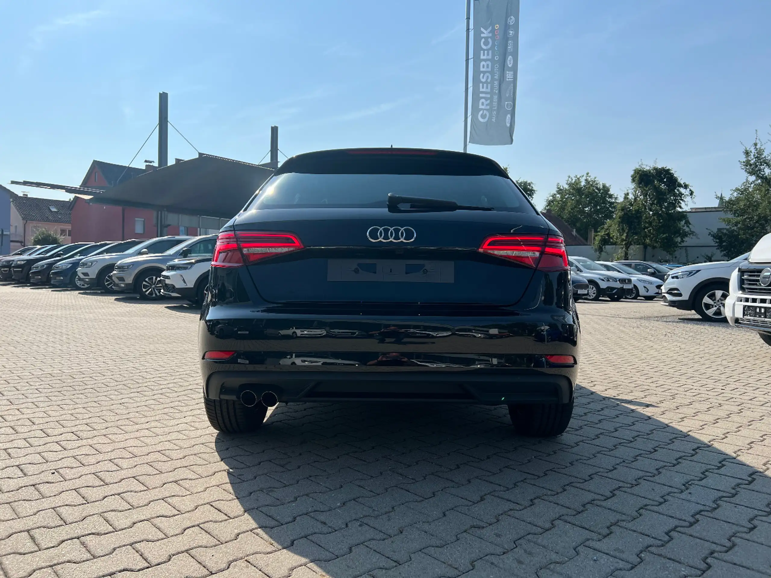 Audi - A3