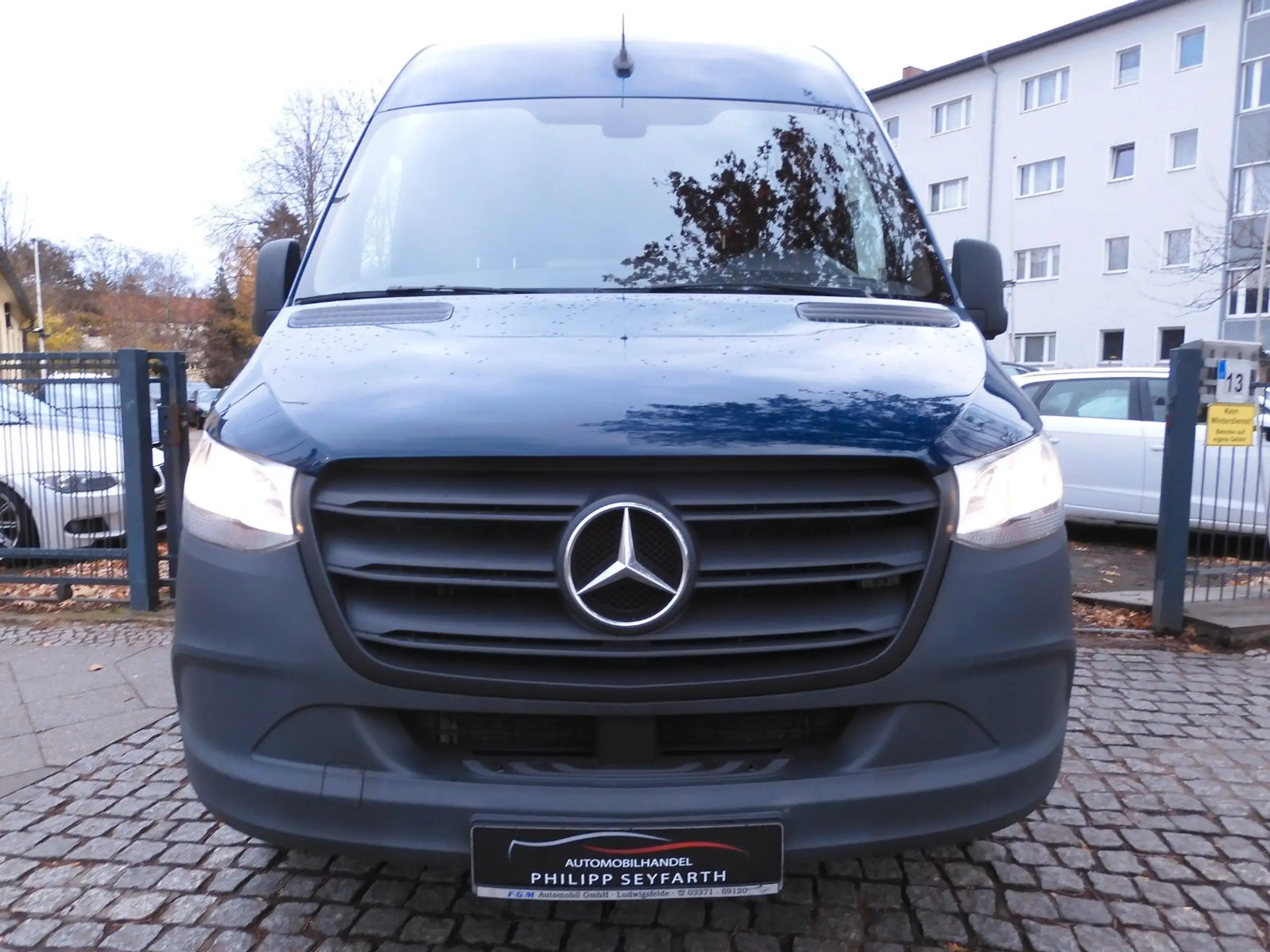 Mercedes-Benz - Sprinter