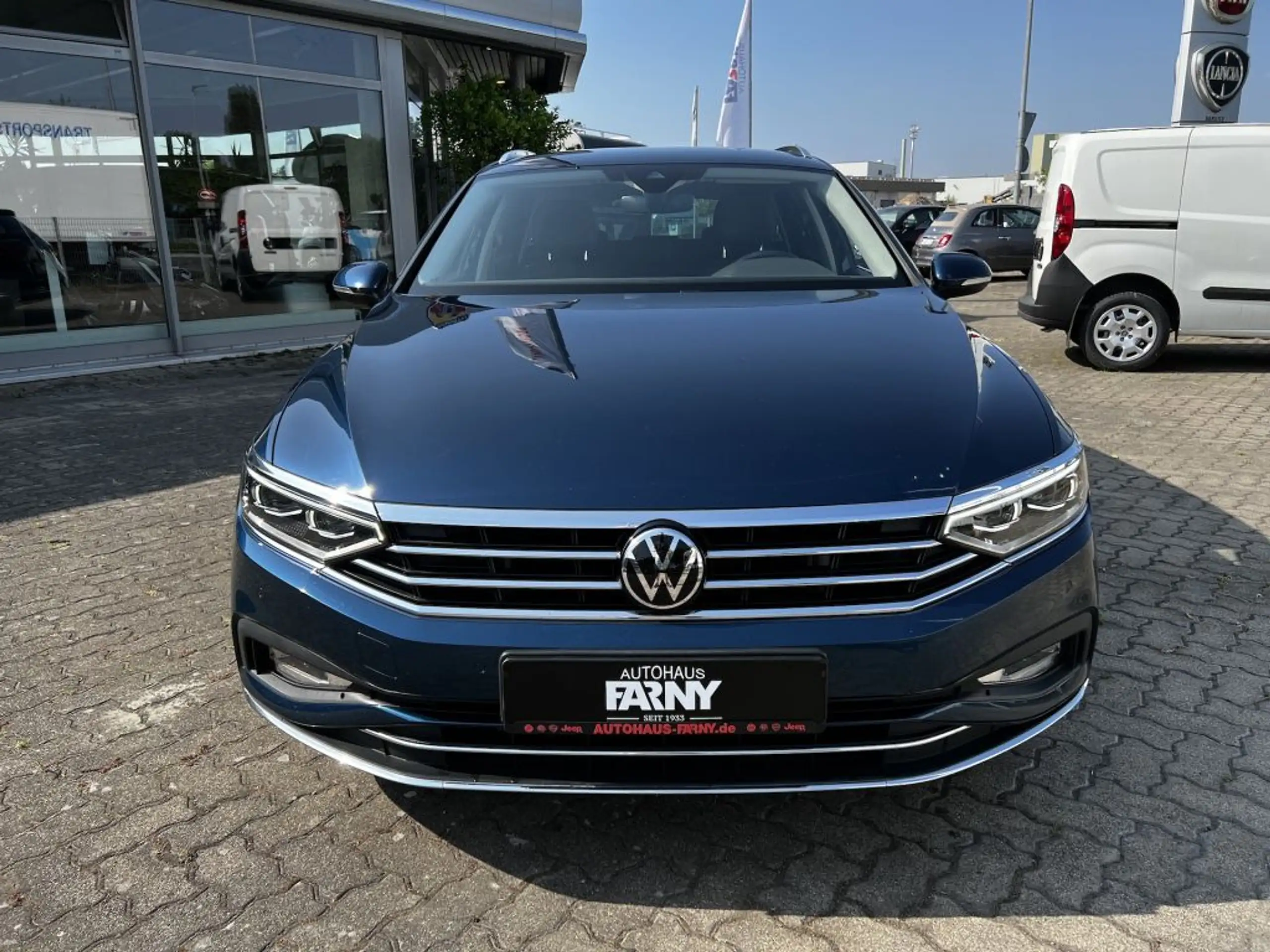 Volkswagen - Passat Variant