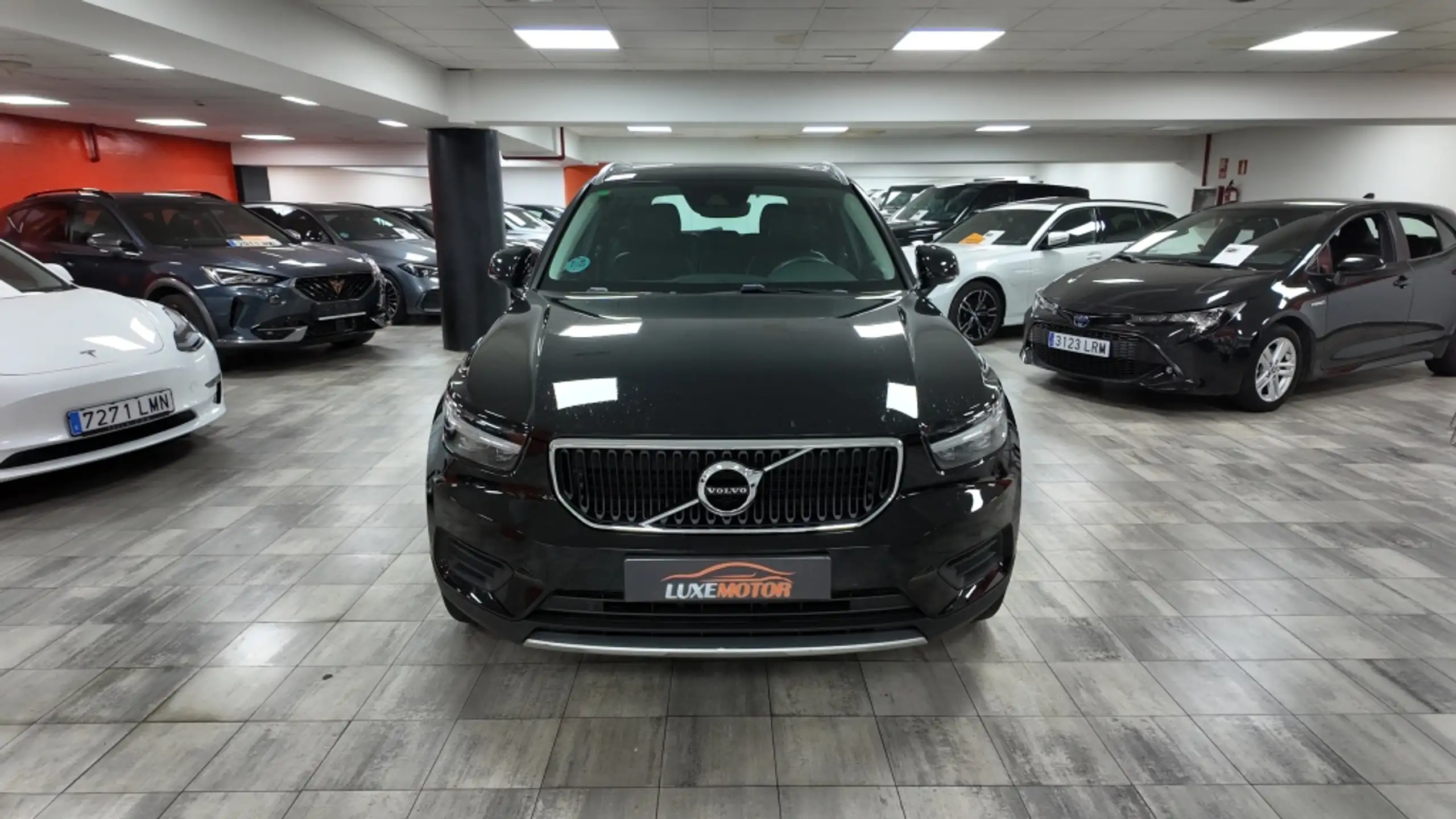 Volvo - XC40