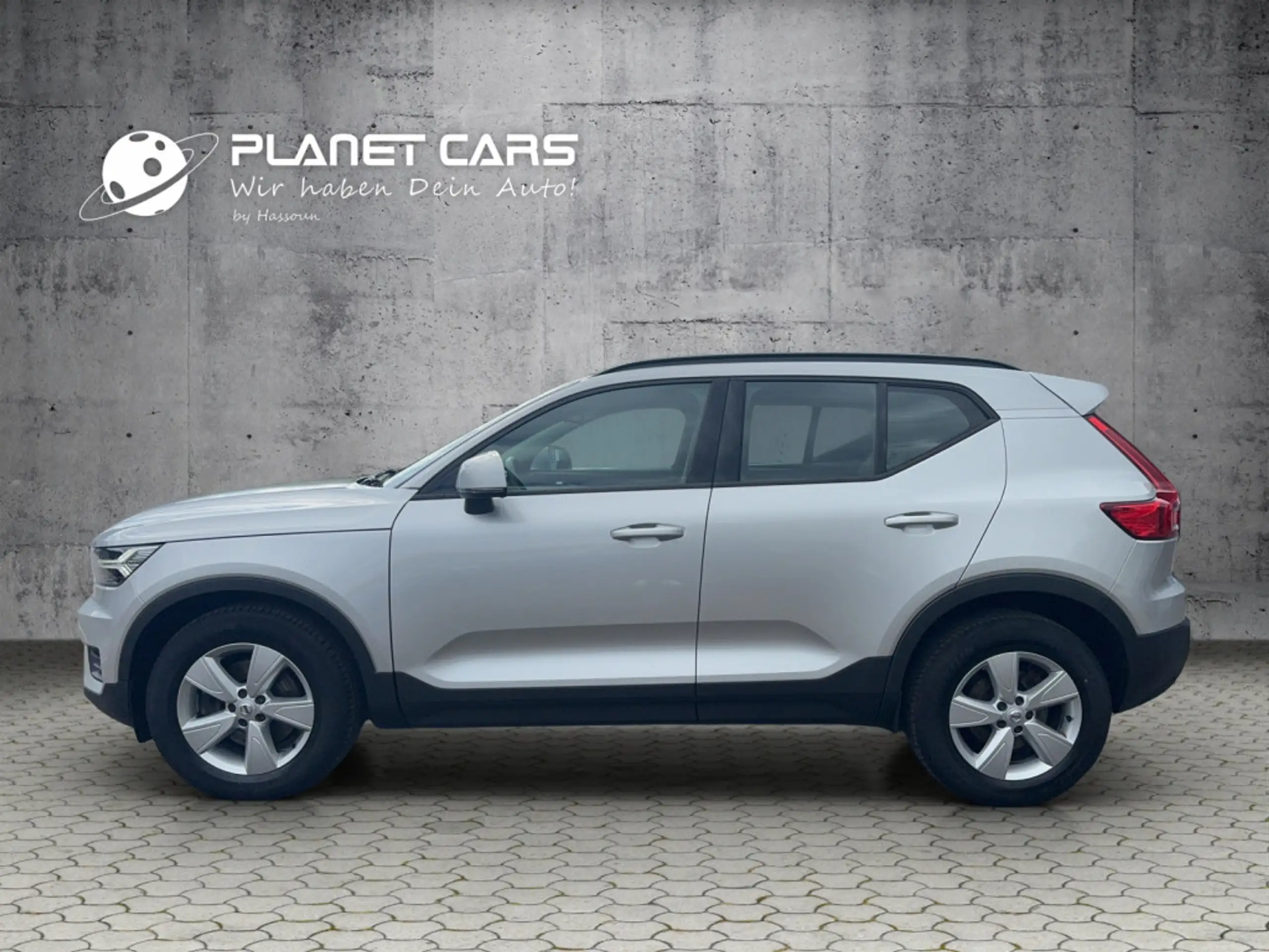 Volvo - XC40