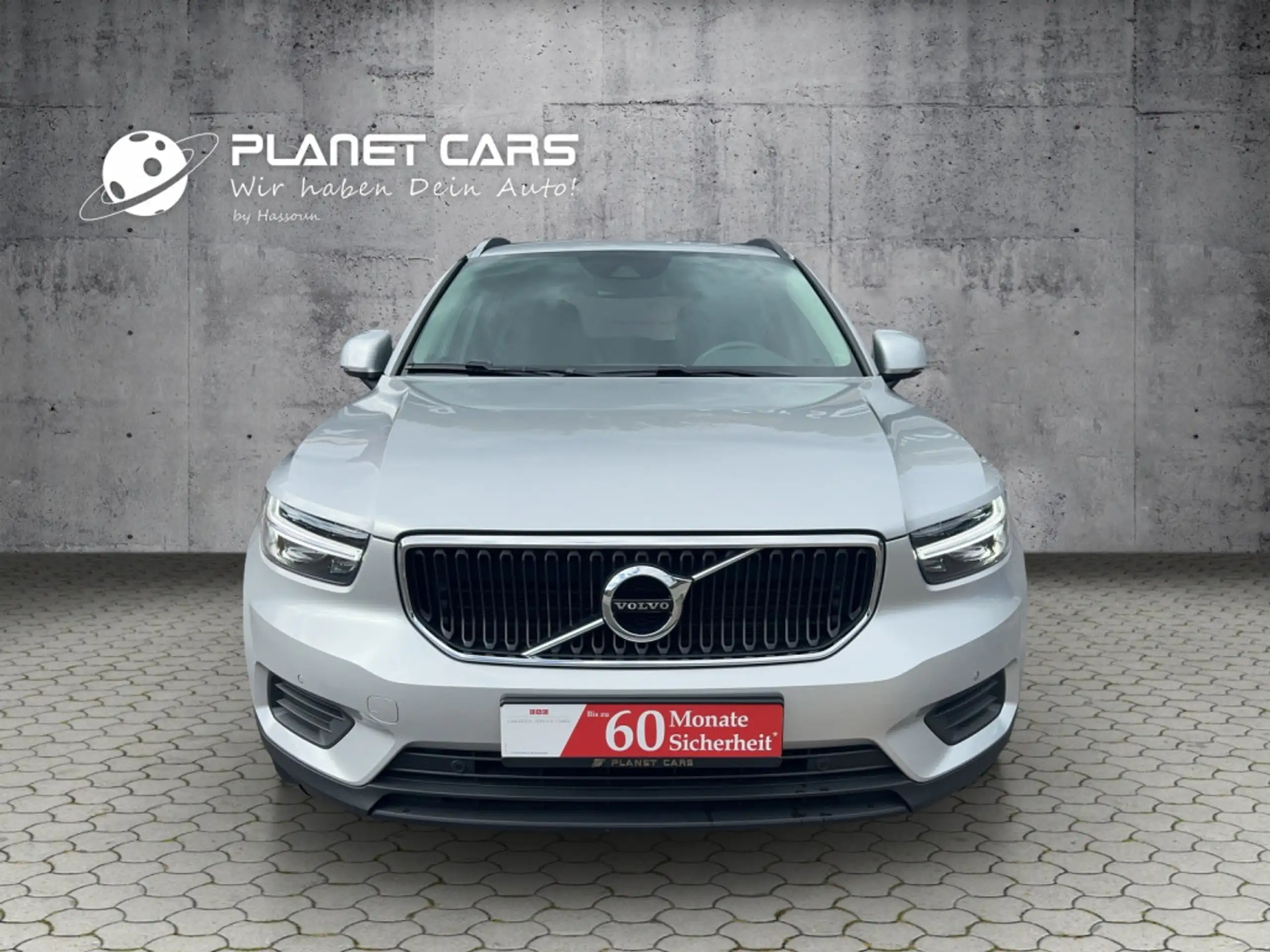 Volvo - XC40