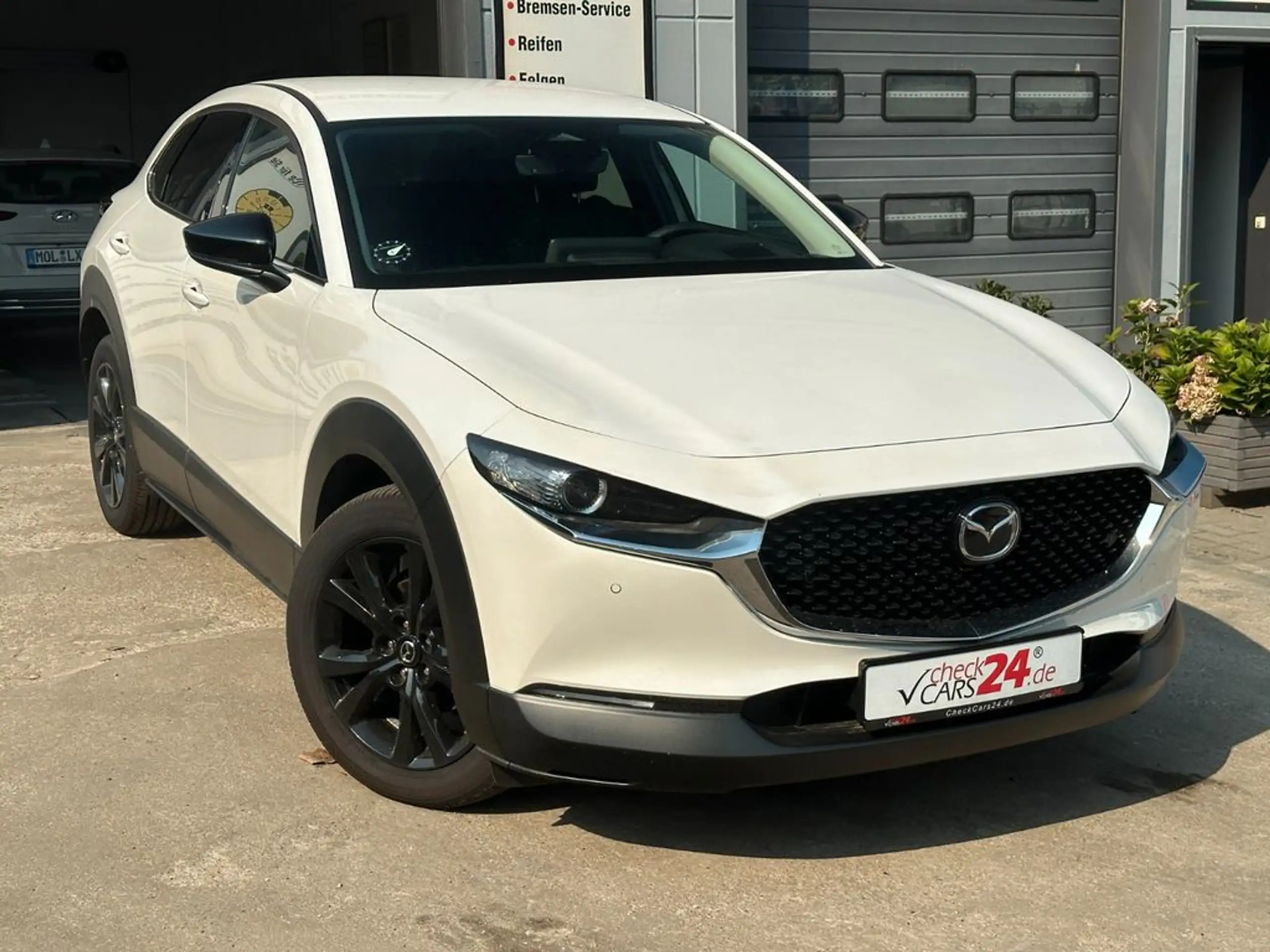 Mazda - CX-30