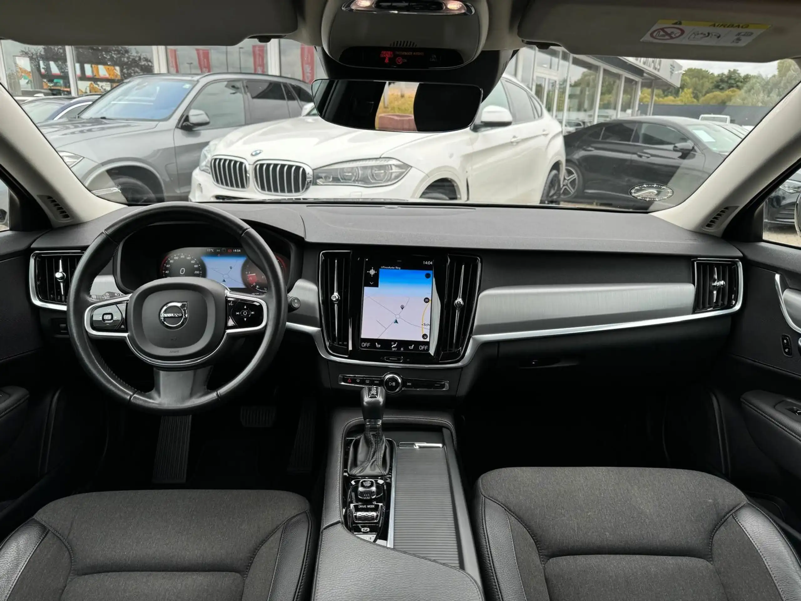 Volvo - V90