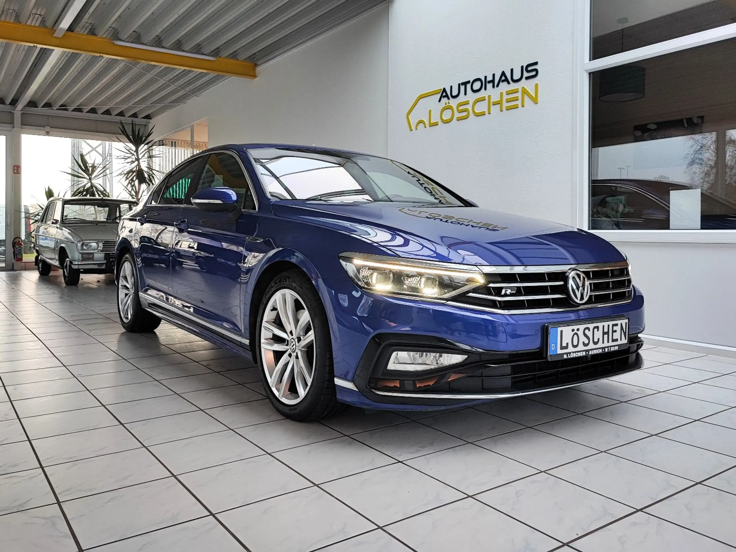 Volkswagen - Passat