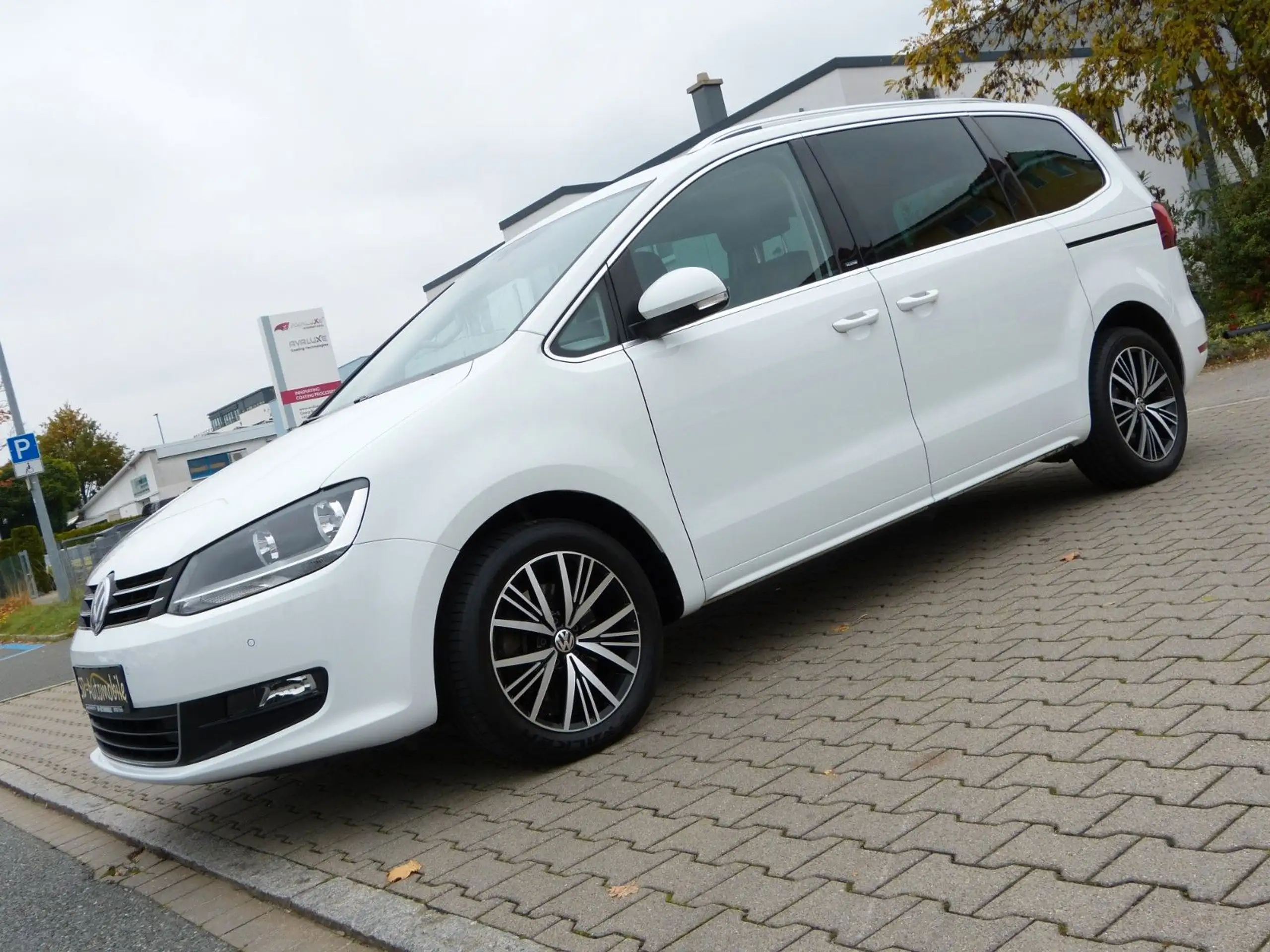 Volkswagen - Sharan