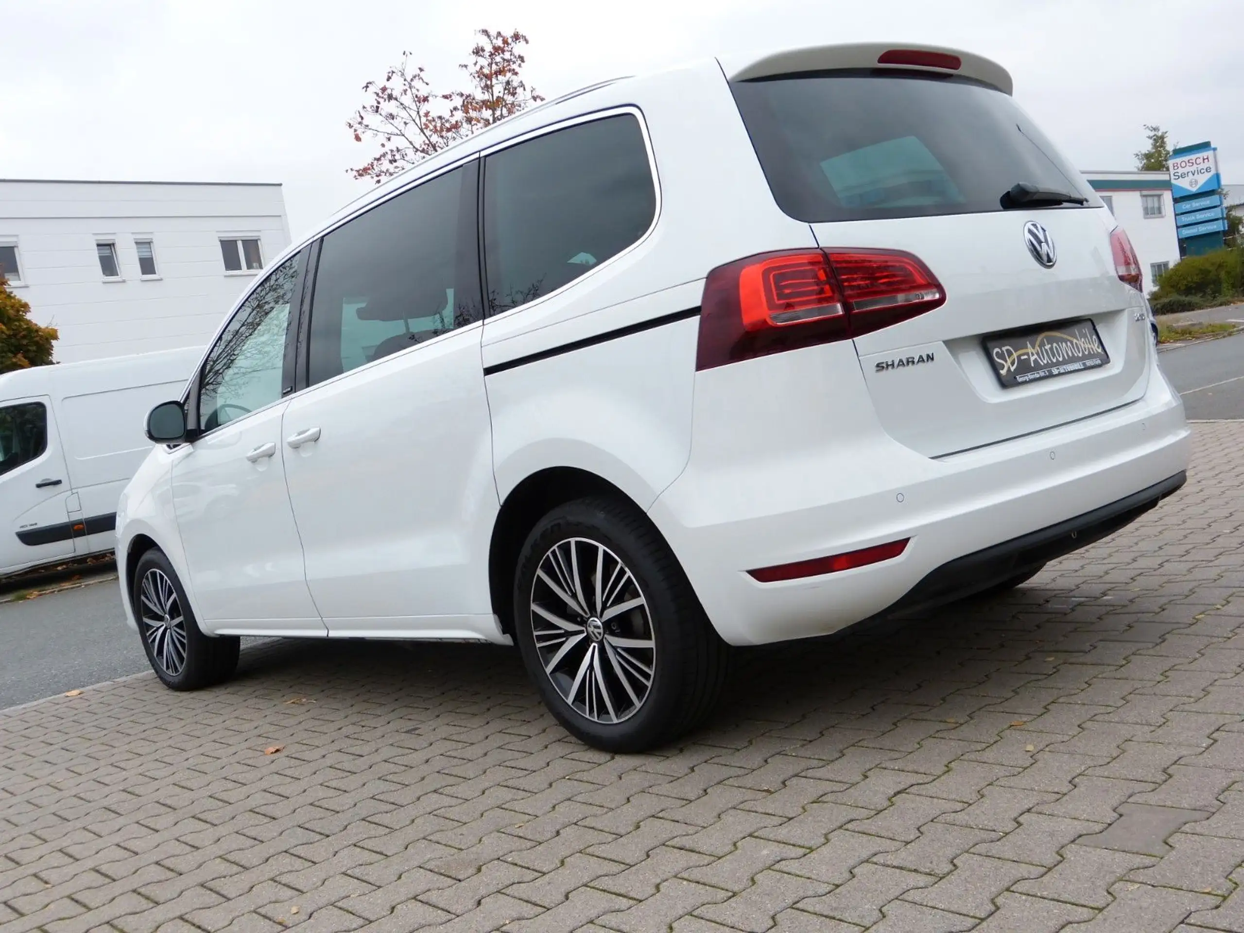 Volkswagen - Sharan