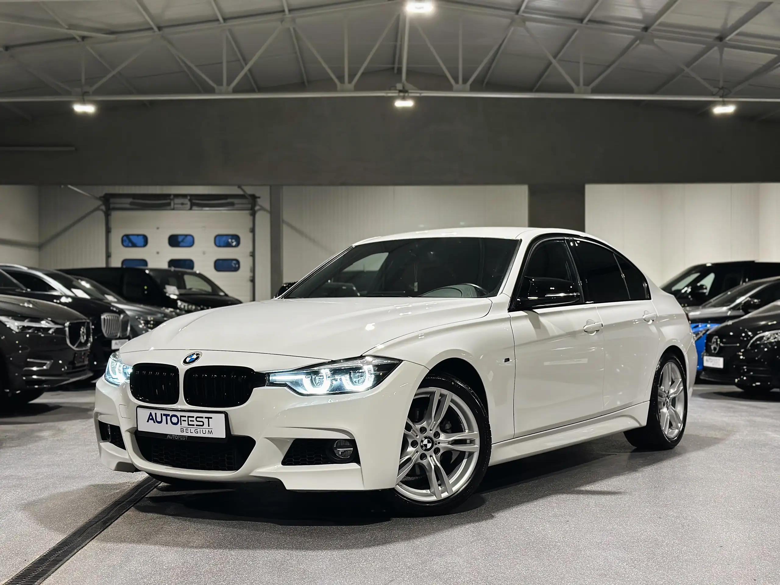 BMW 318 2018