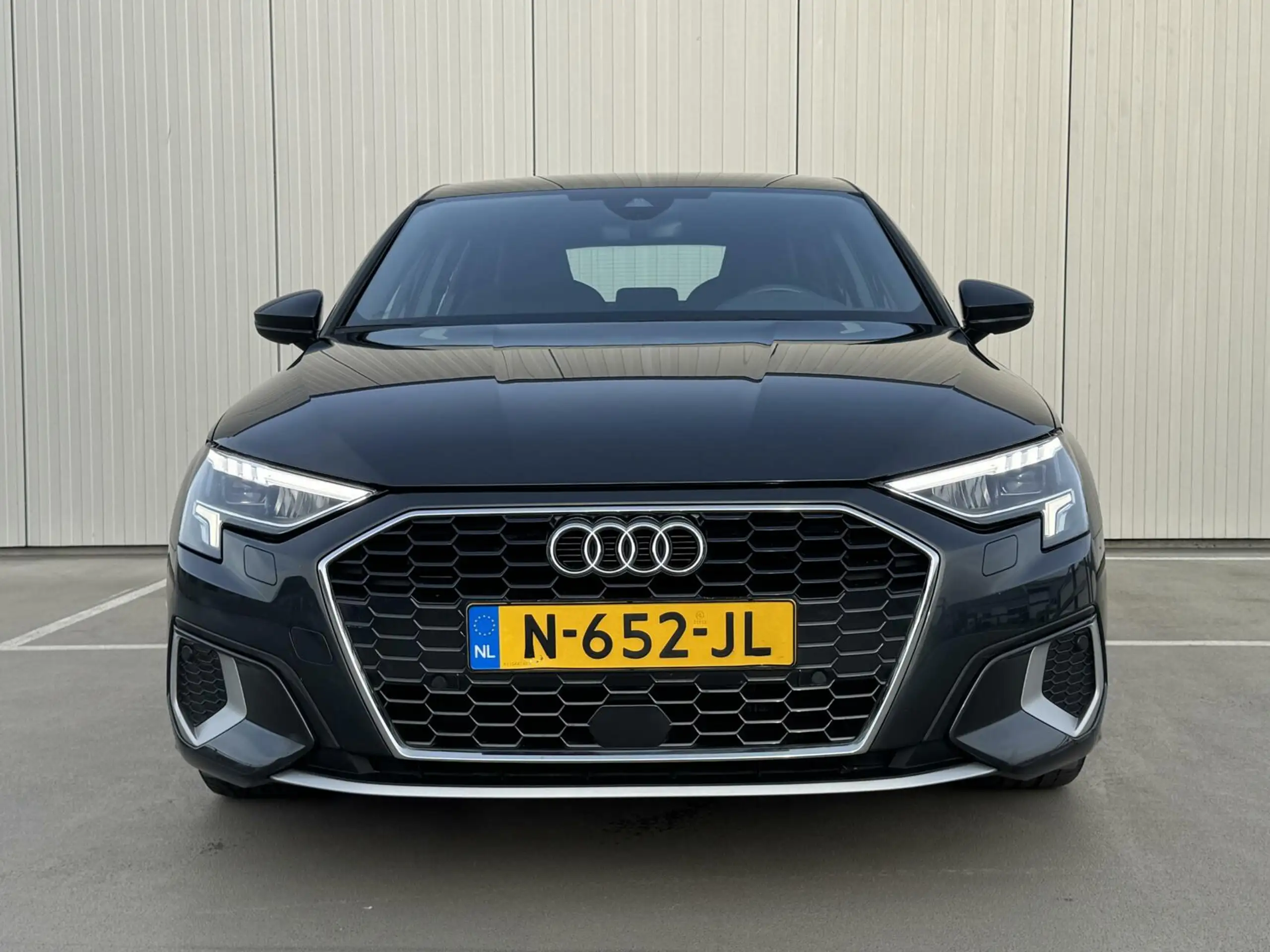 Audi - A3