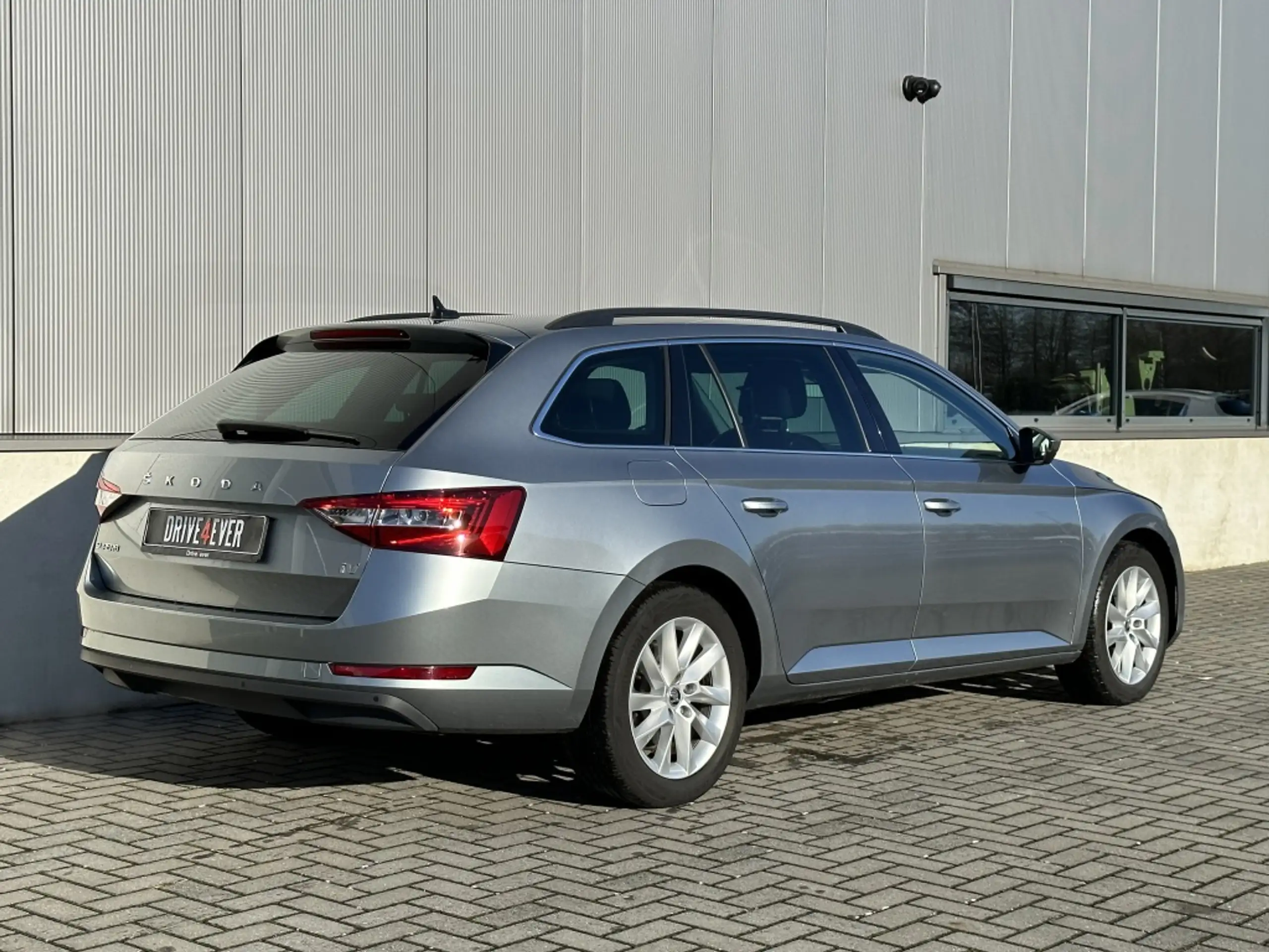 Skoda - Superb