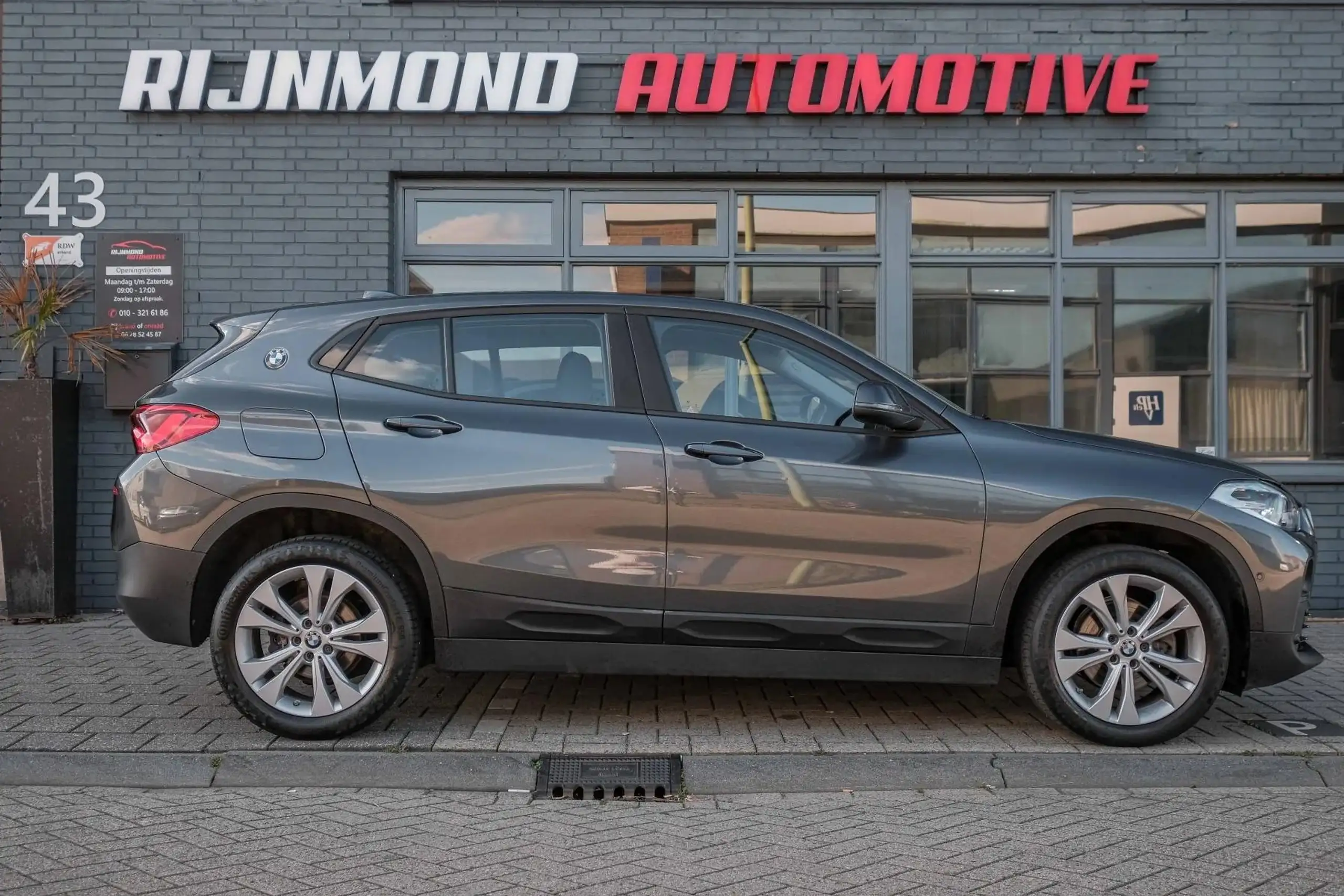 BMW - X2