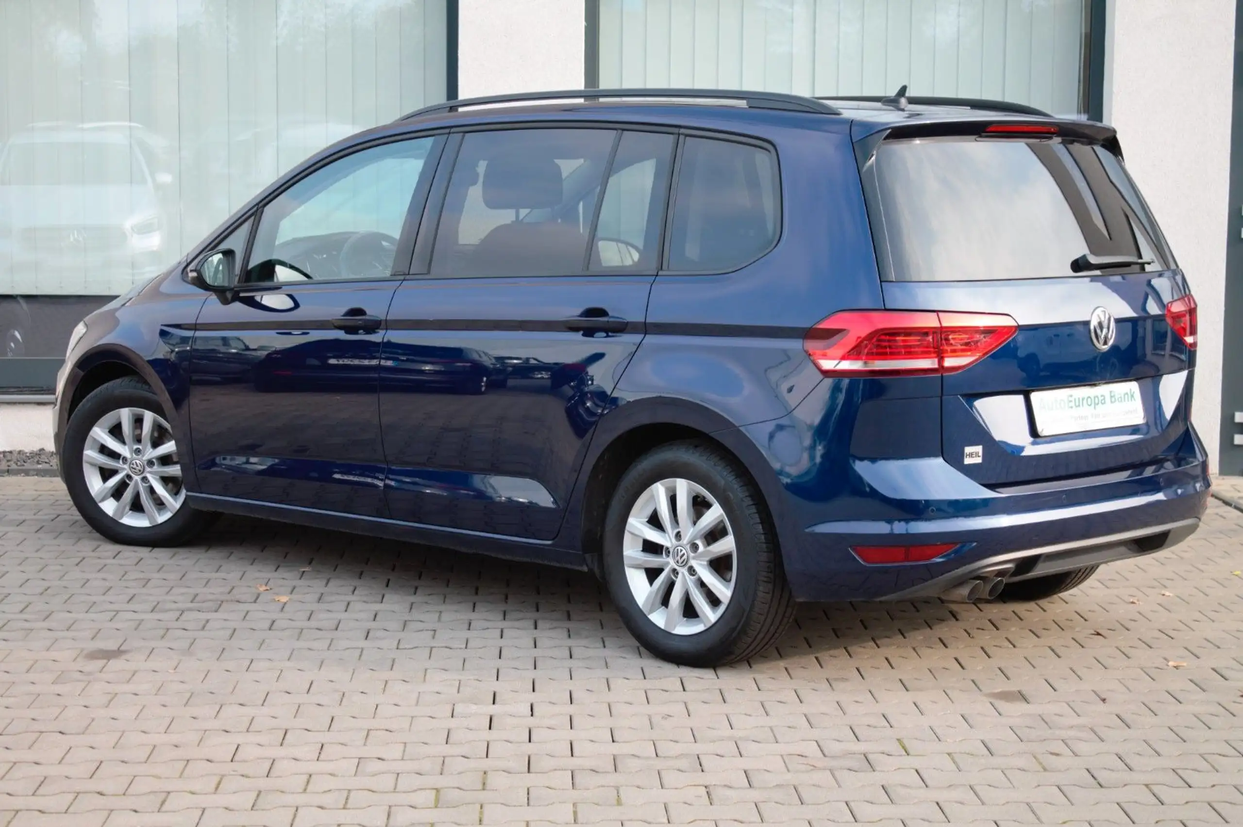 Volkswagen - Touran