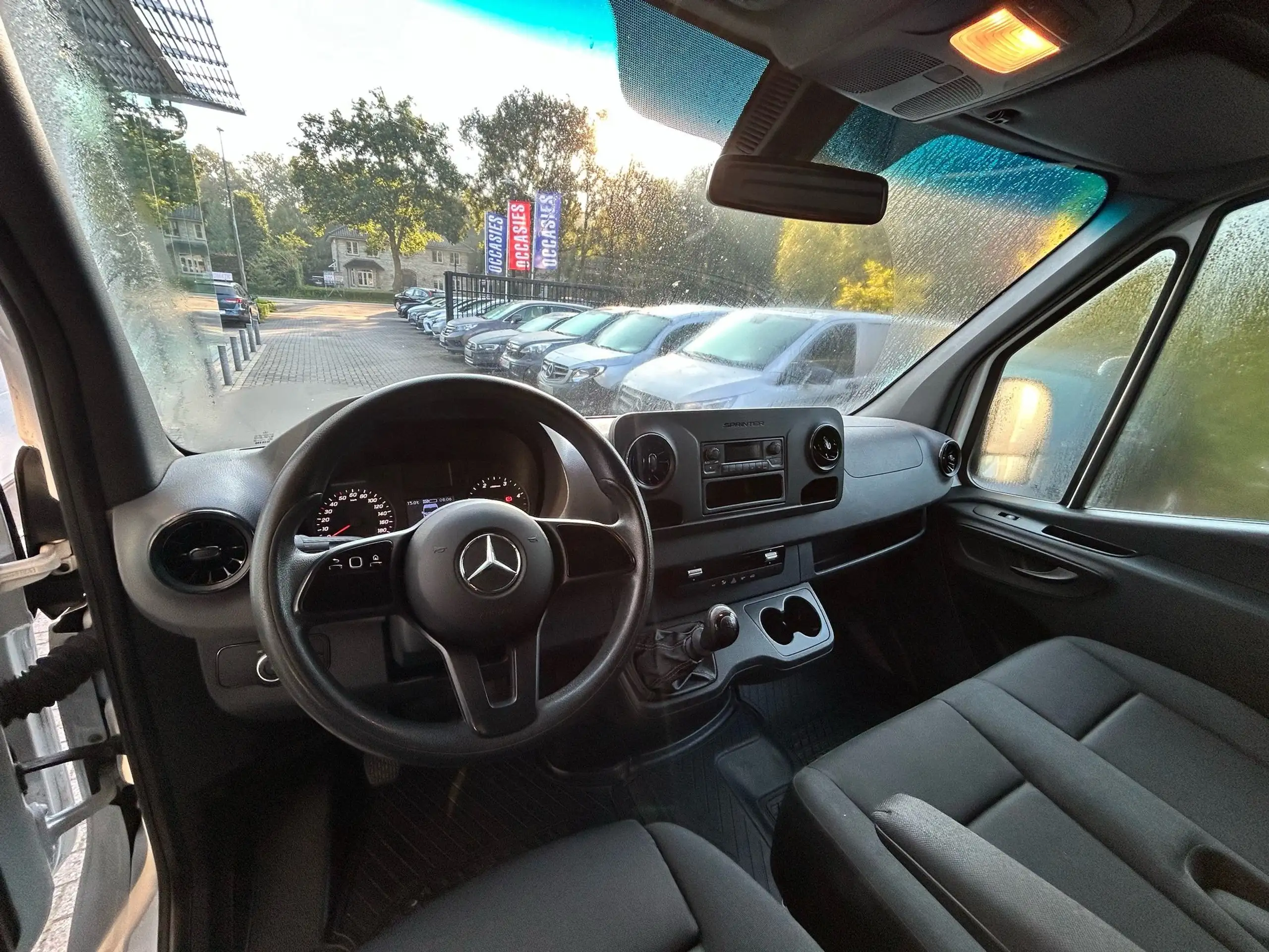 Mercedes-Benz - Sprinter