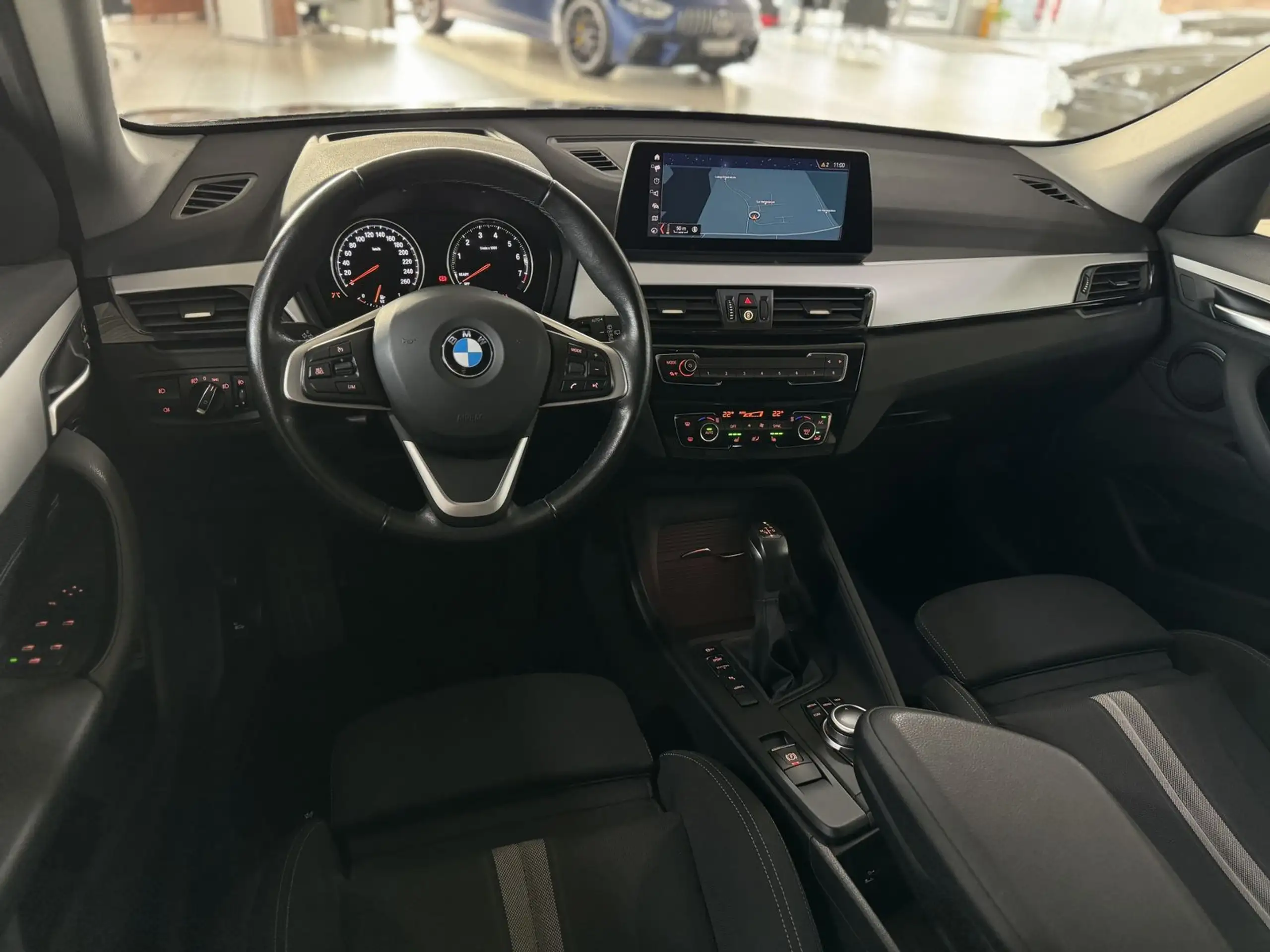 BMW - X1