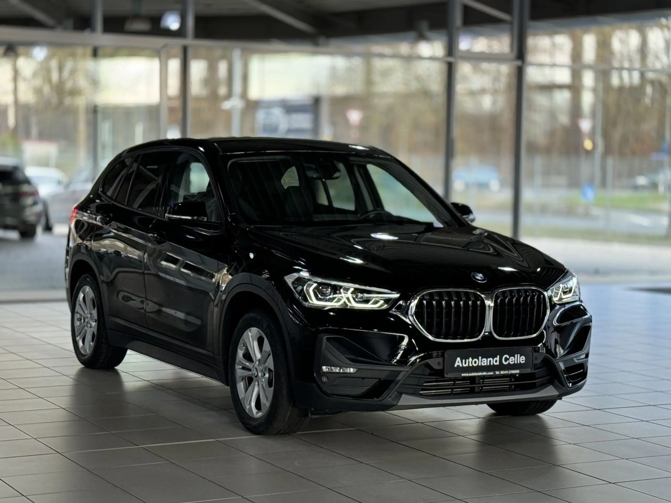 BMW - X1