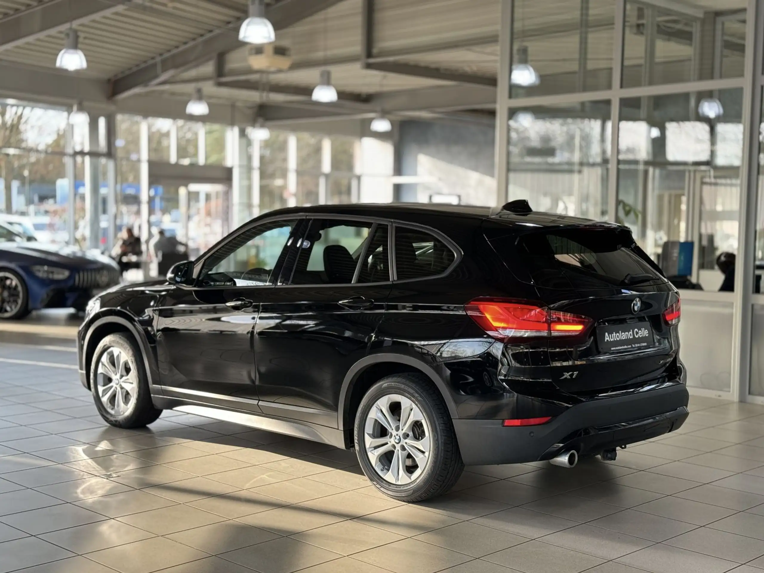 BMW - X1