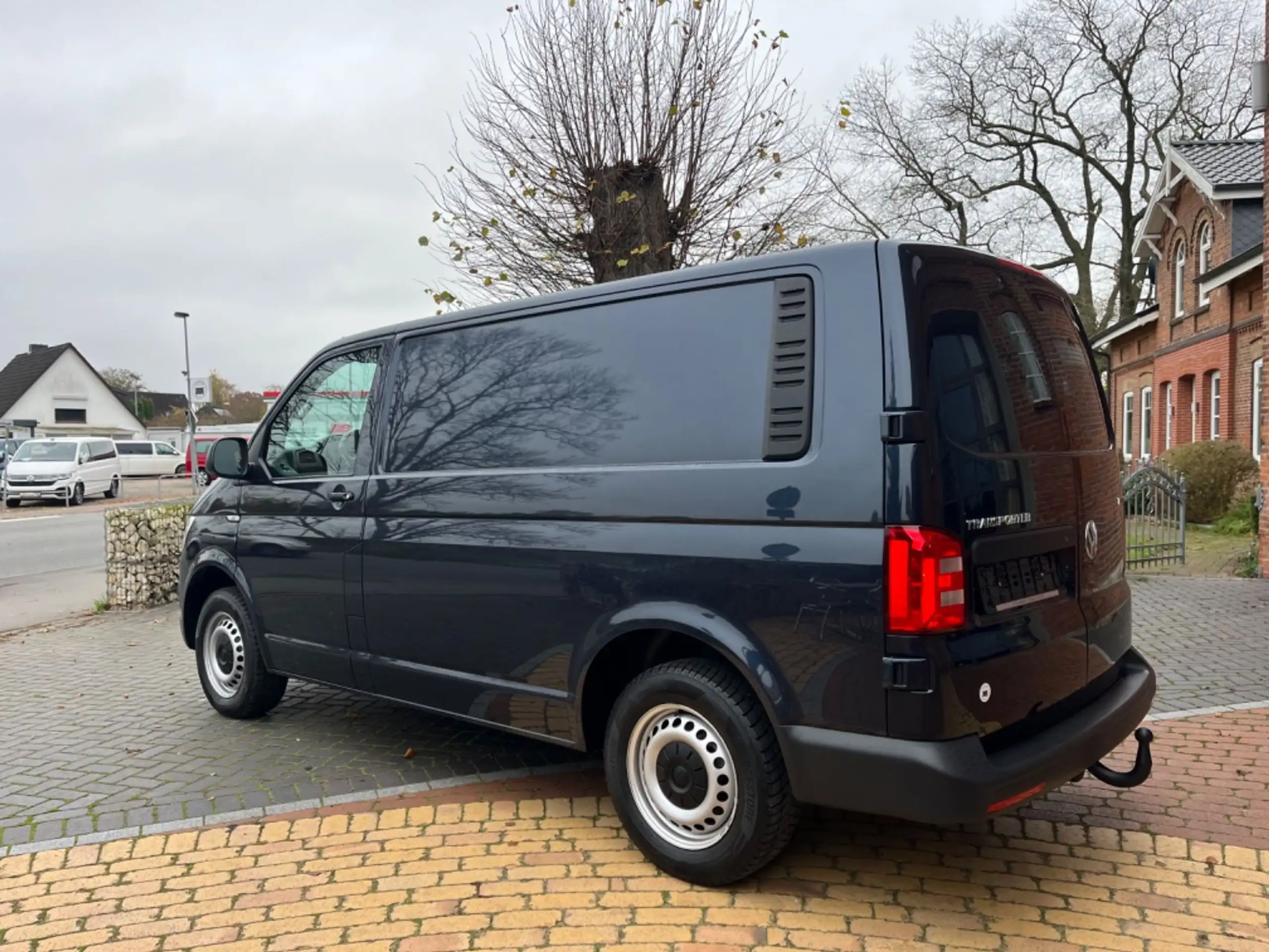 Volkswagen - T6 Transporter