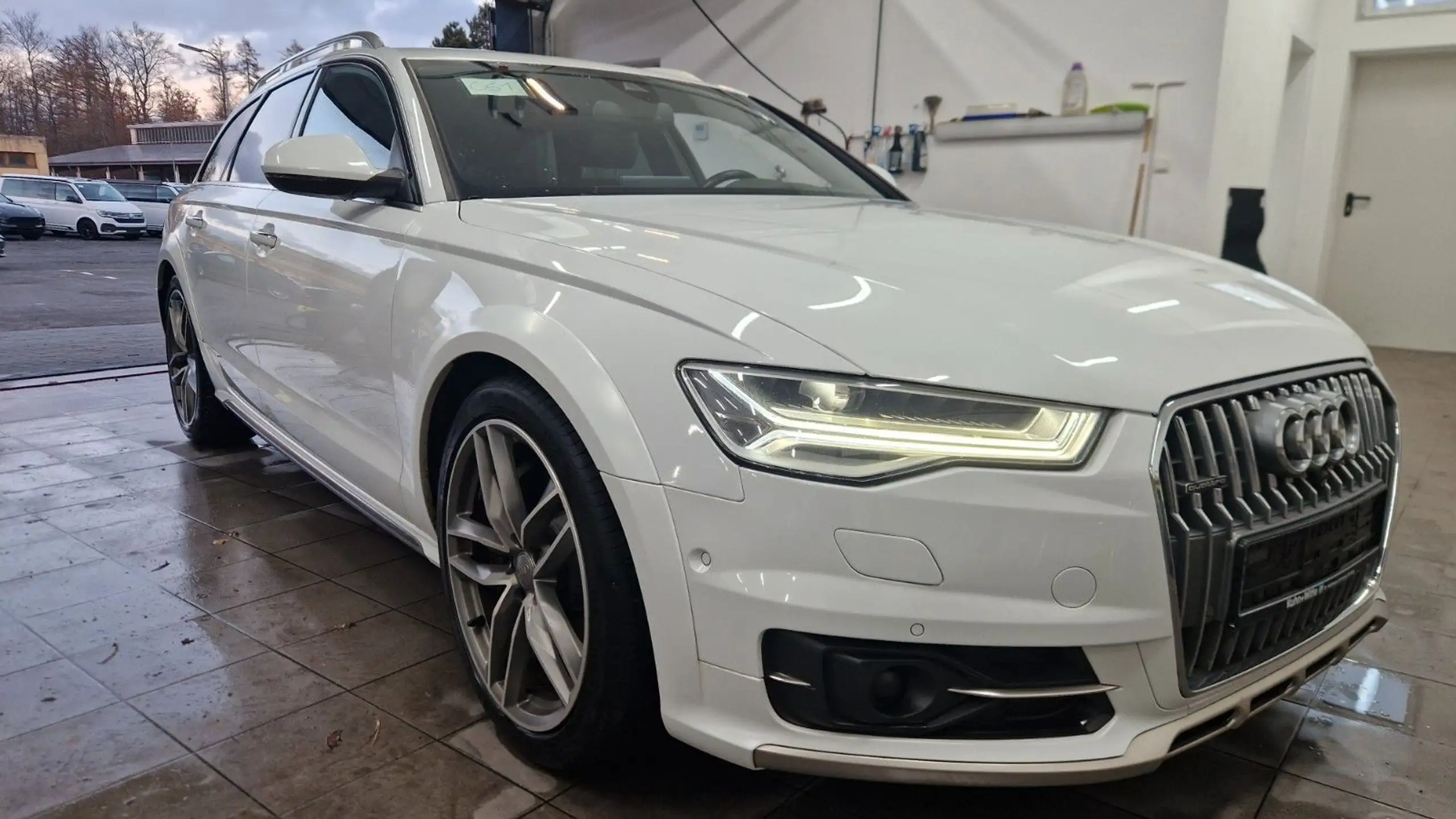 Audi - A6 allroad