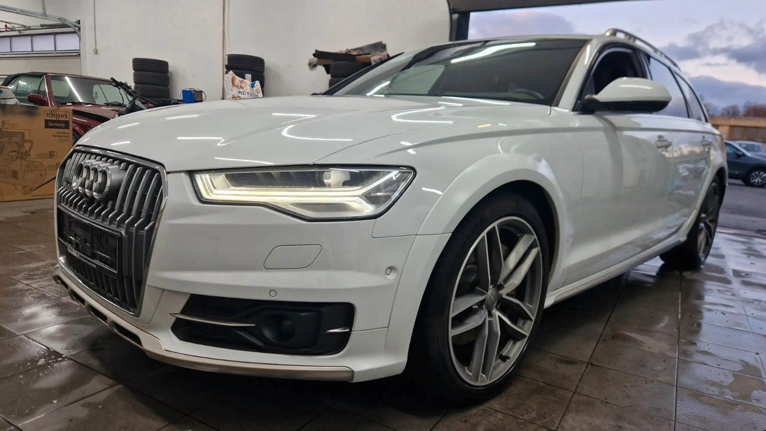 Audi - A6 allroad