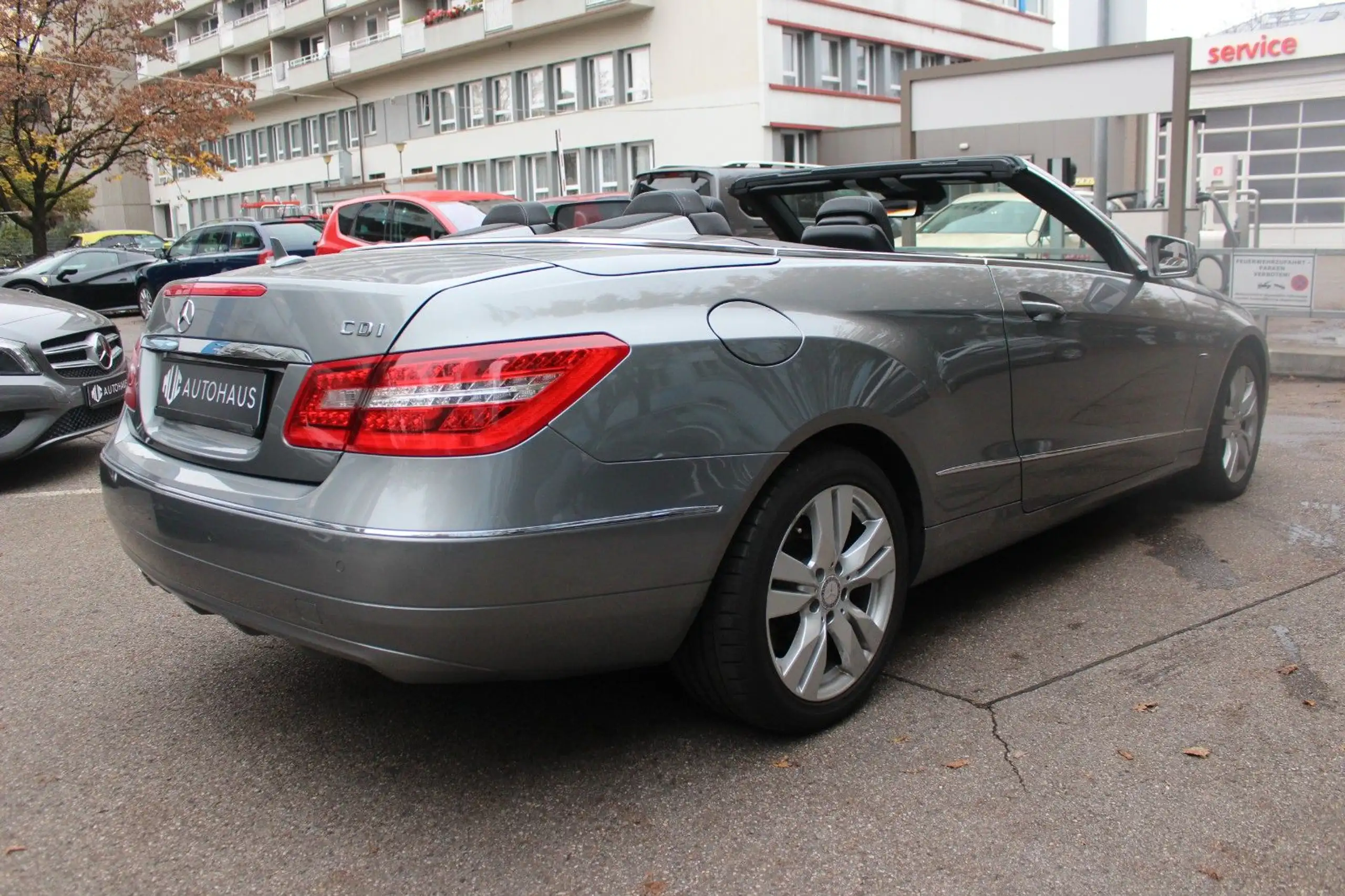 Mercedes-Benz - E 250