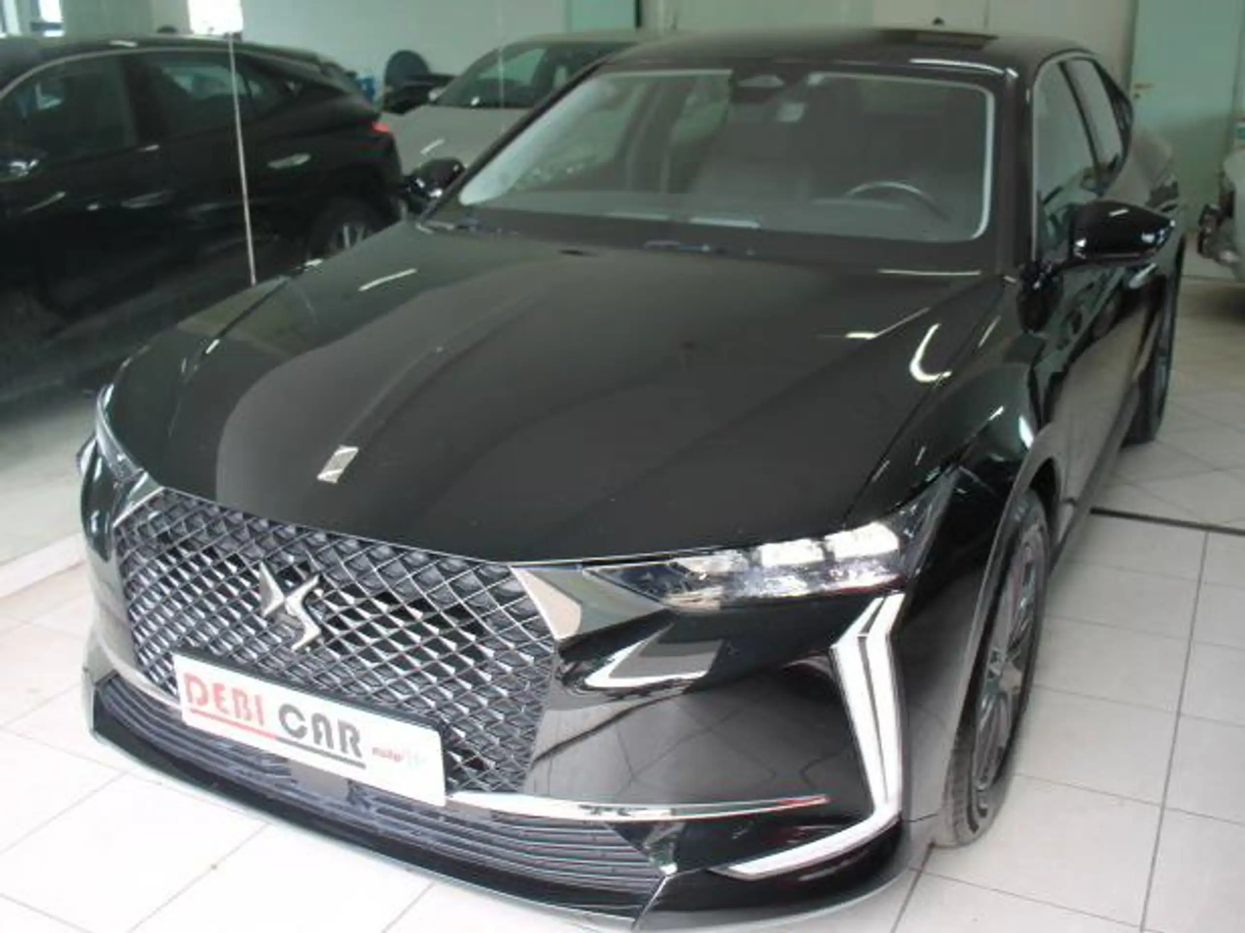 DS Automobiles - DS 4