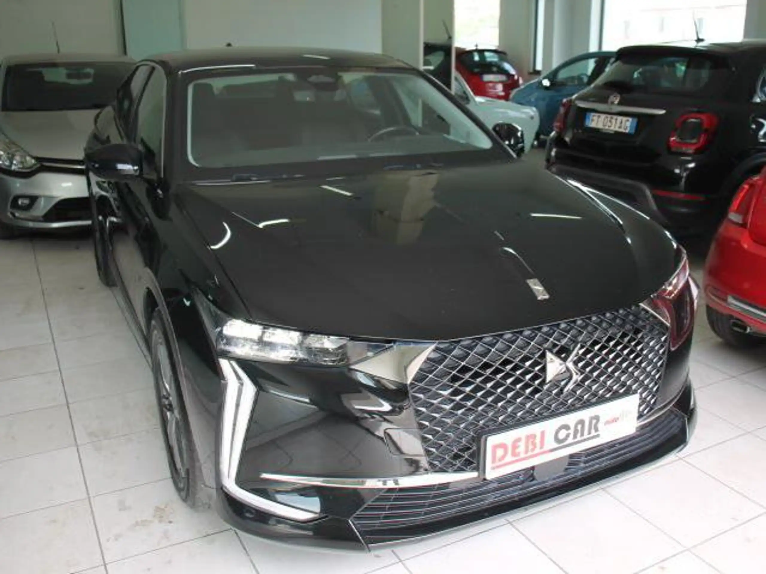 DS Automobiles - DS 4