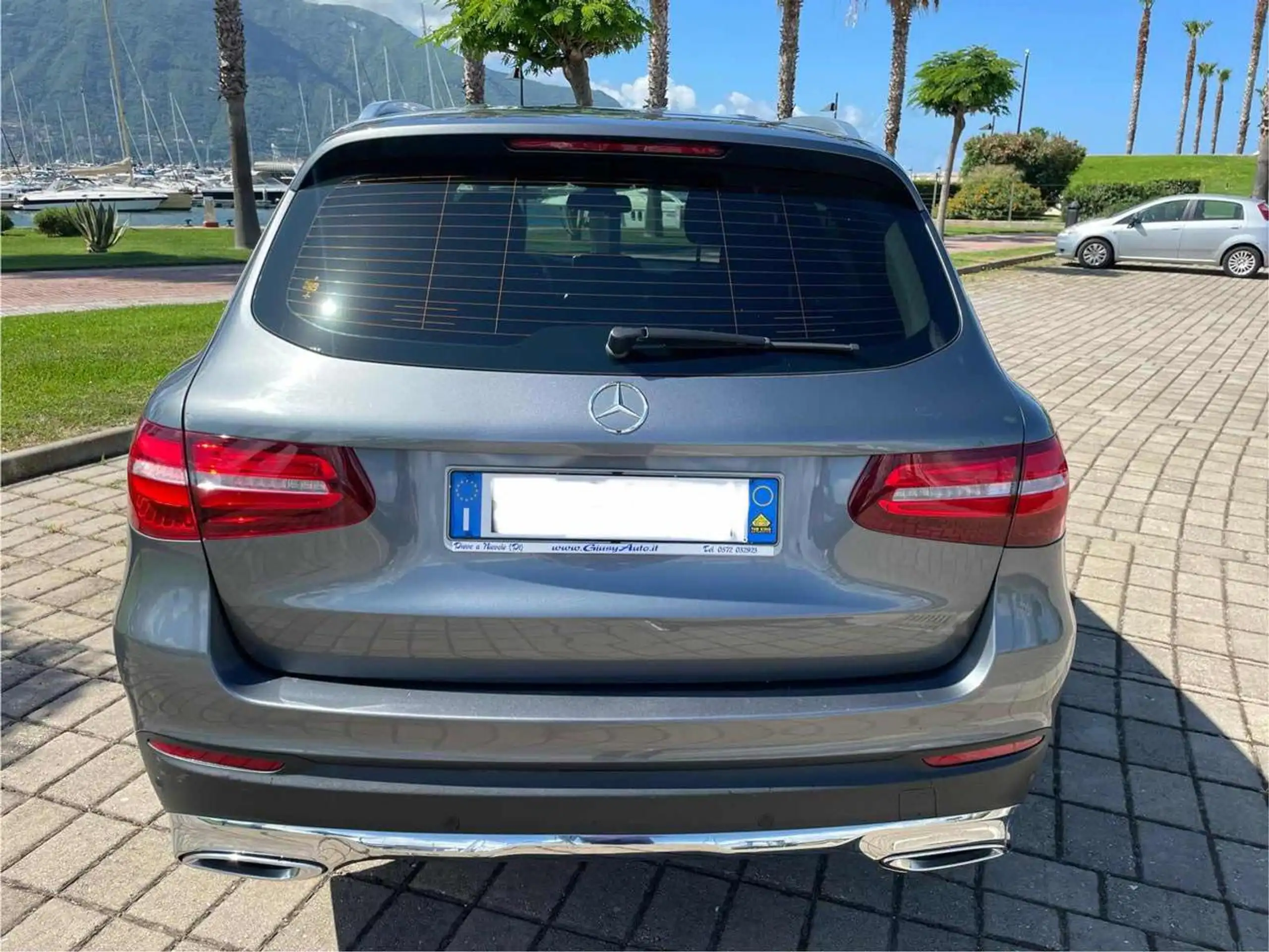 Mercedes-Benz - GLC 220