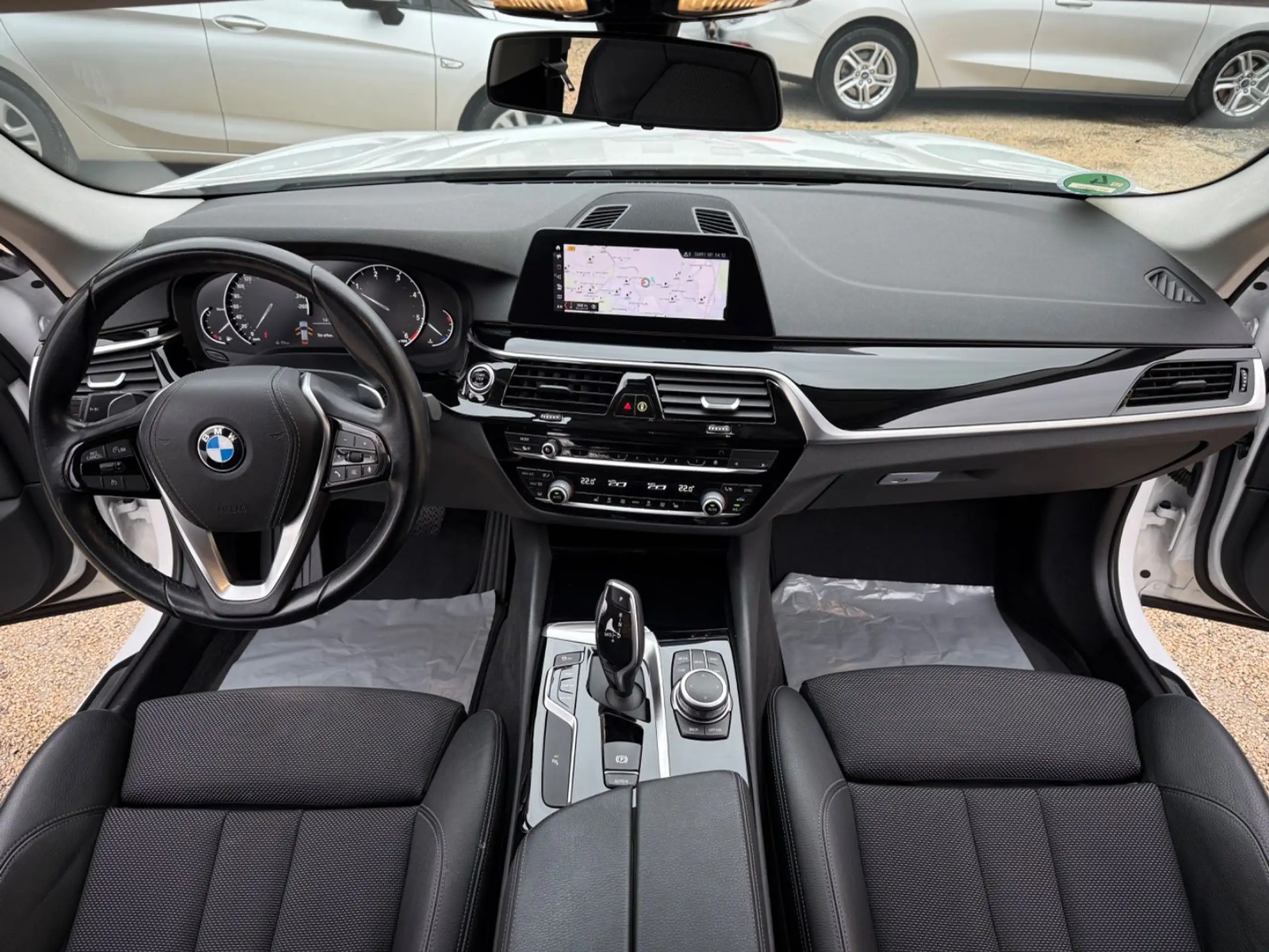 BMW - 520