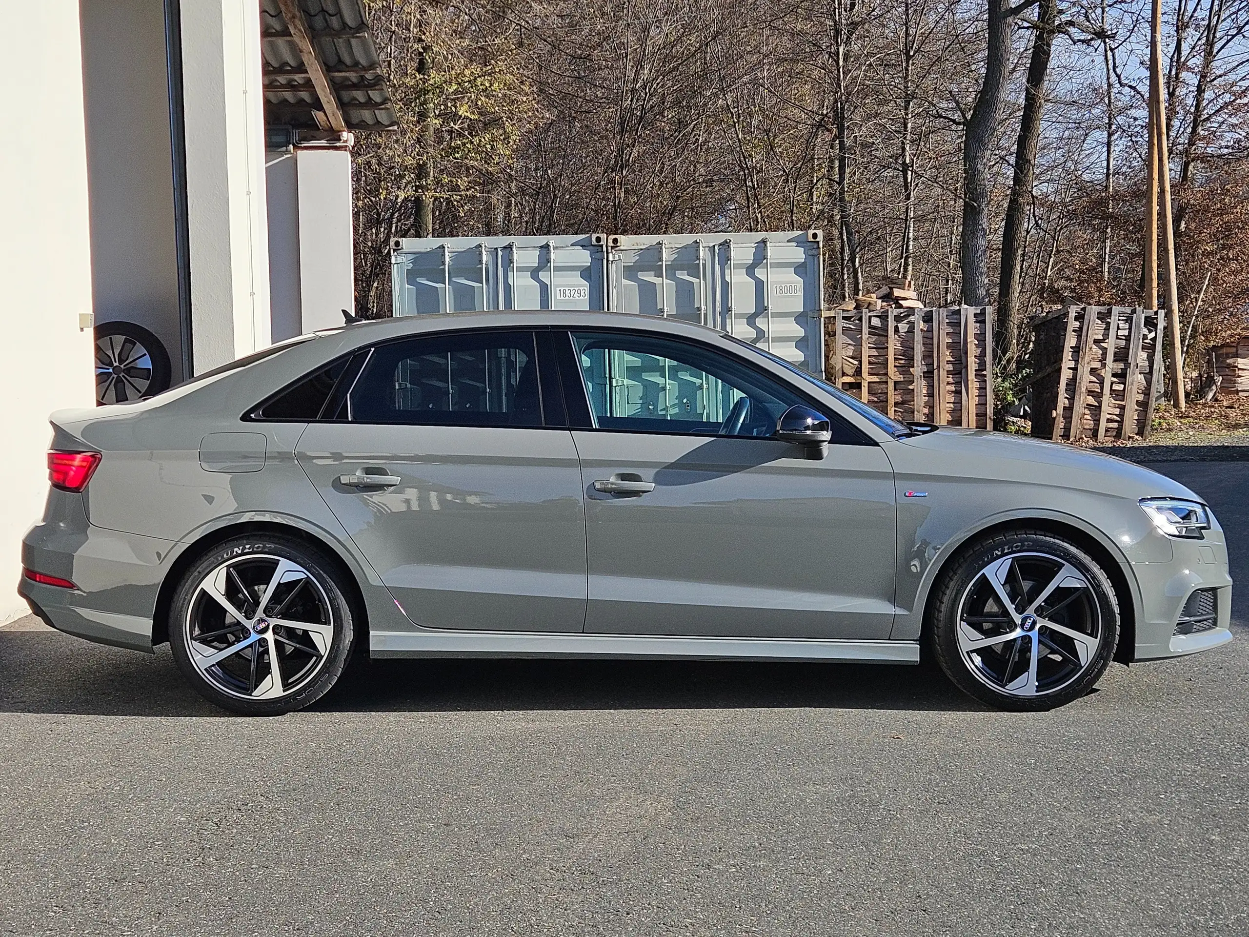 Audi - A3