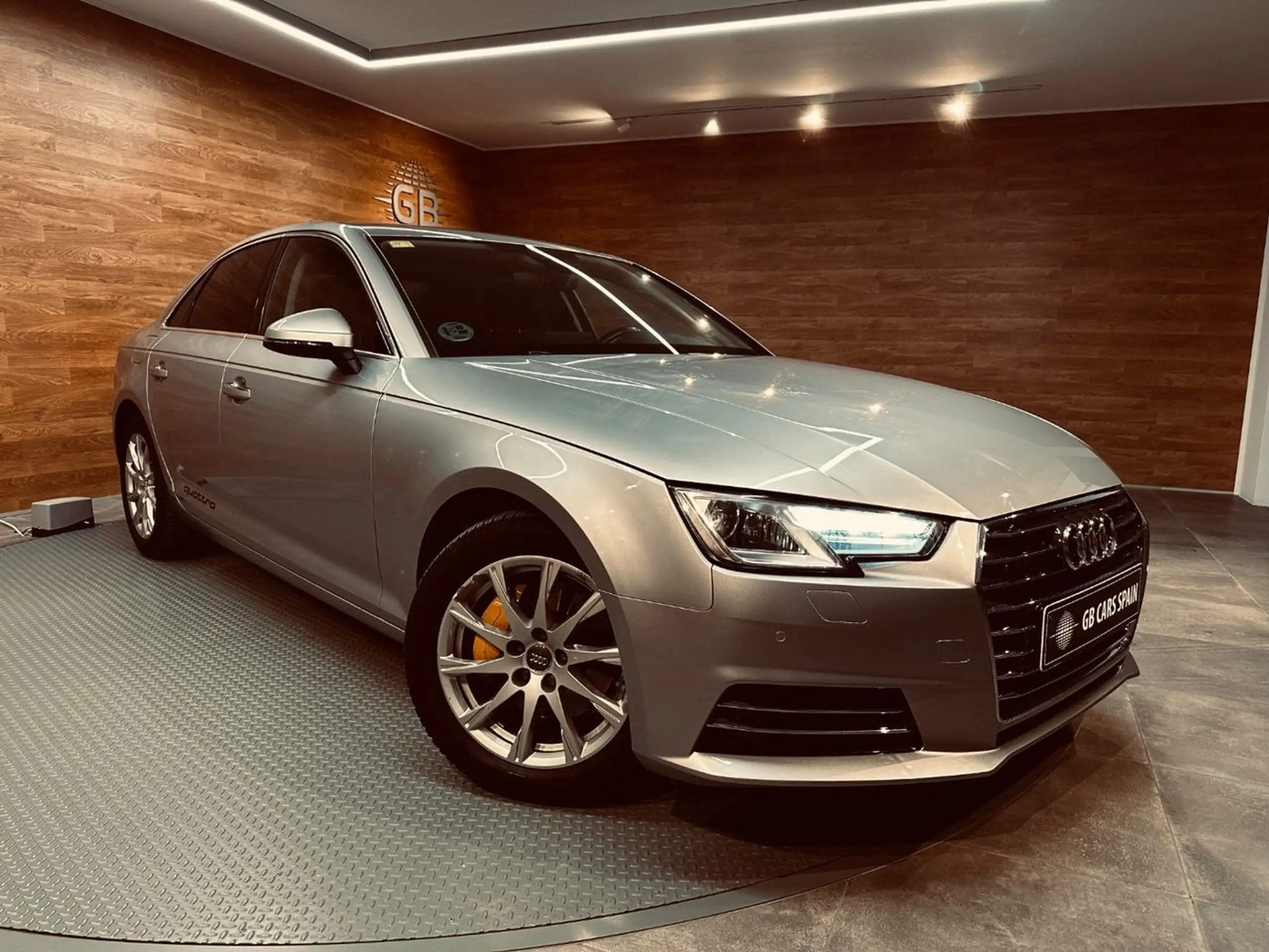 Audi - A4