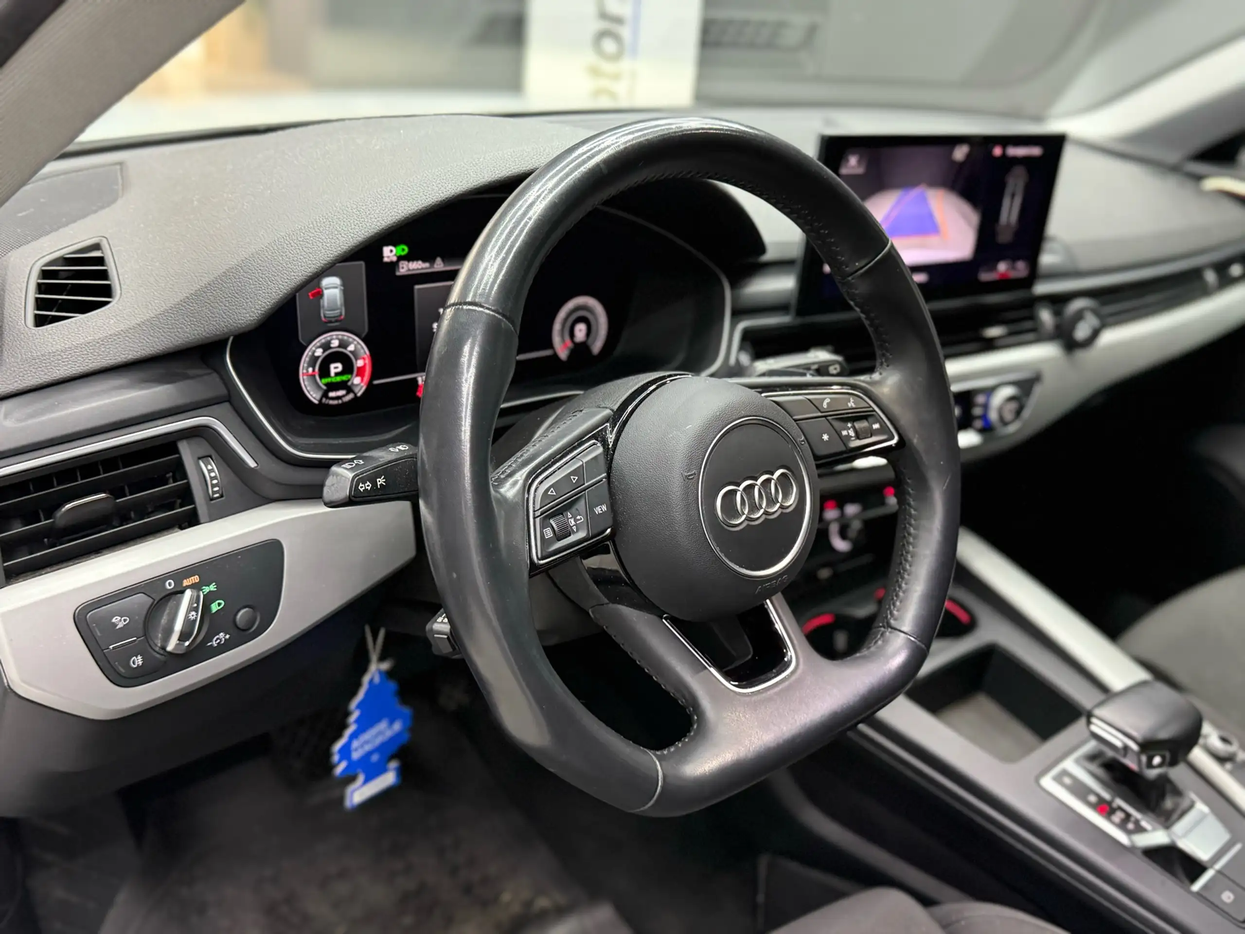 Audi - A4