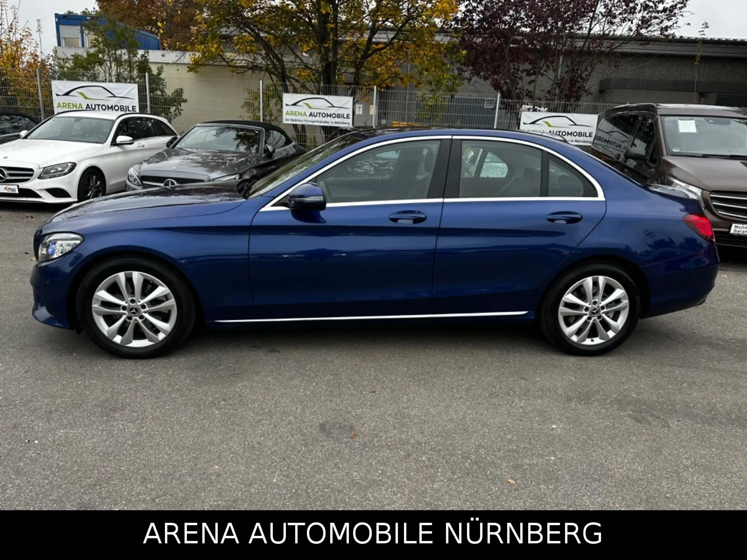 Mercedes-Benz - C 220