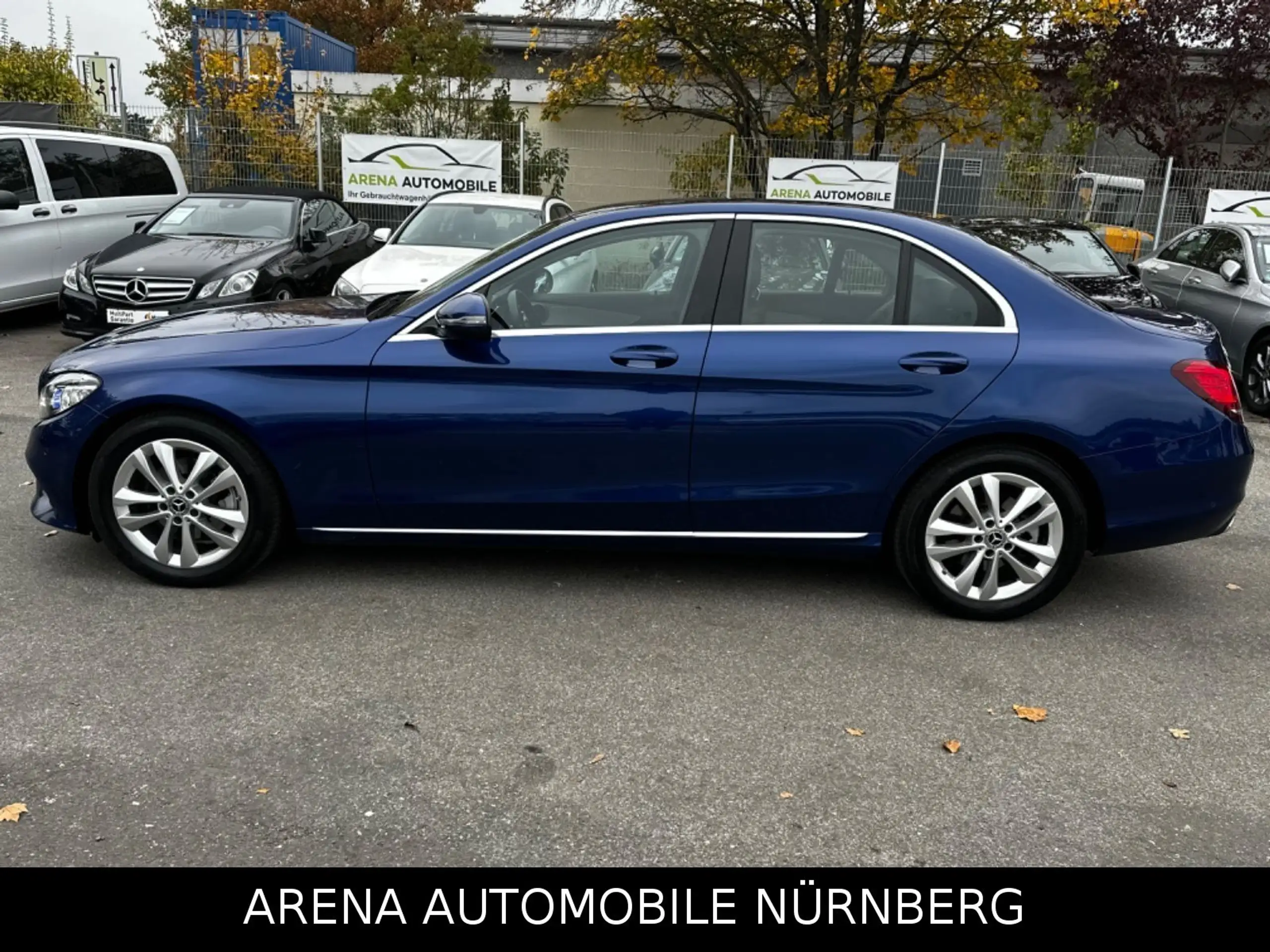 Mercedes-Benz - C 220