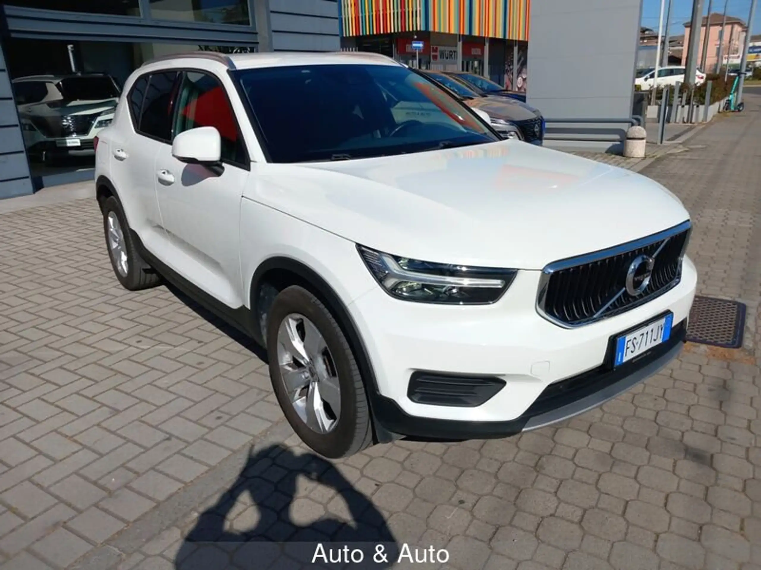 Volvo - XC40