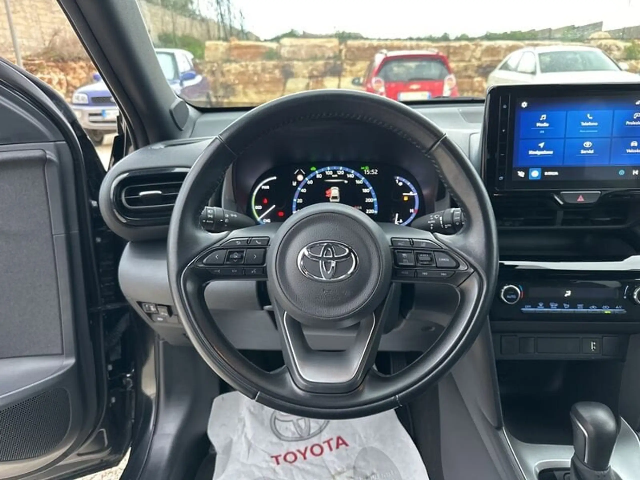 Toyota - Yaris Cross