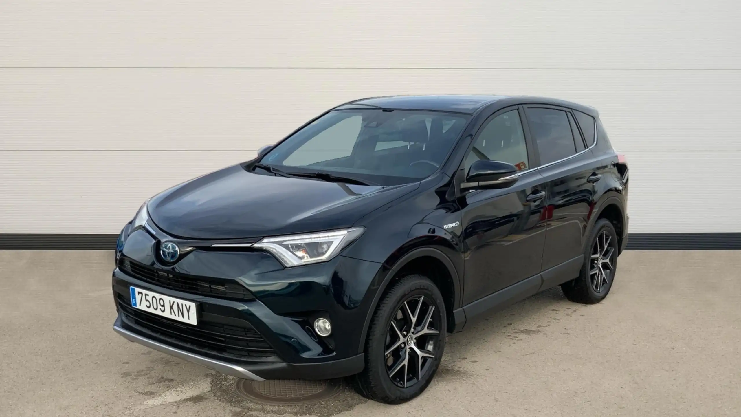 Toyota - RAV 4