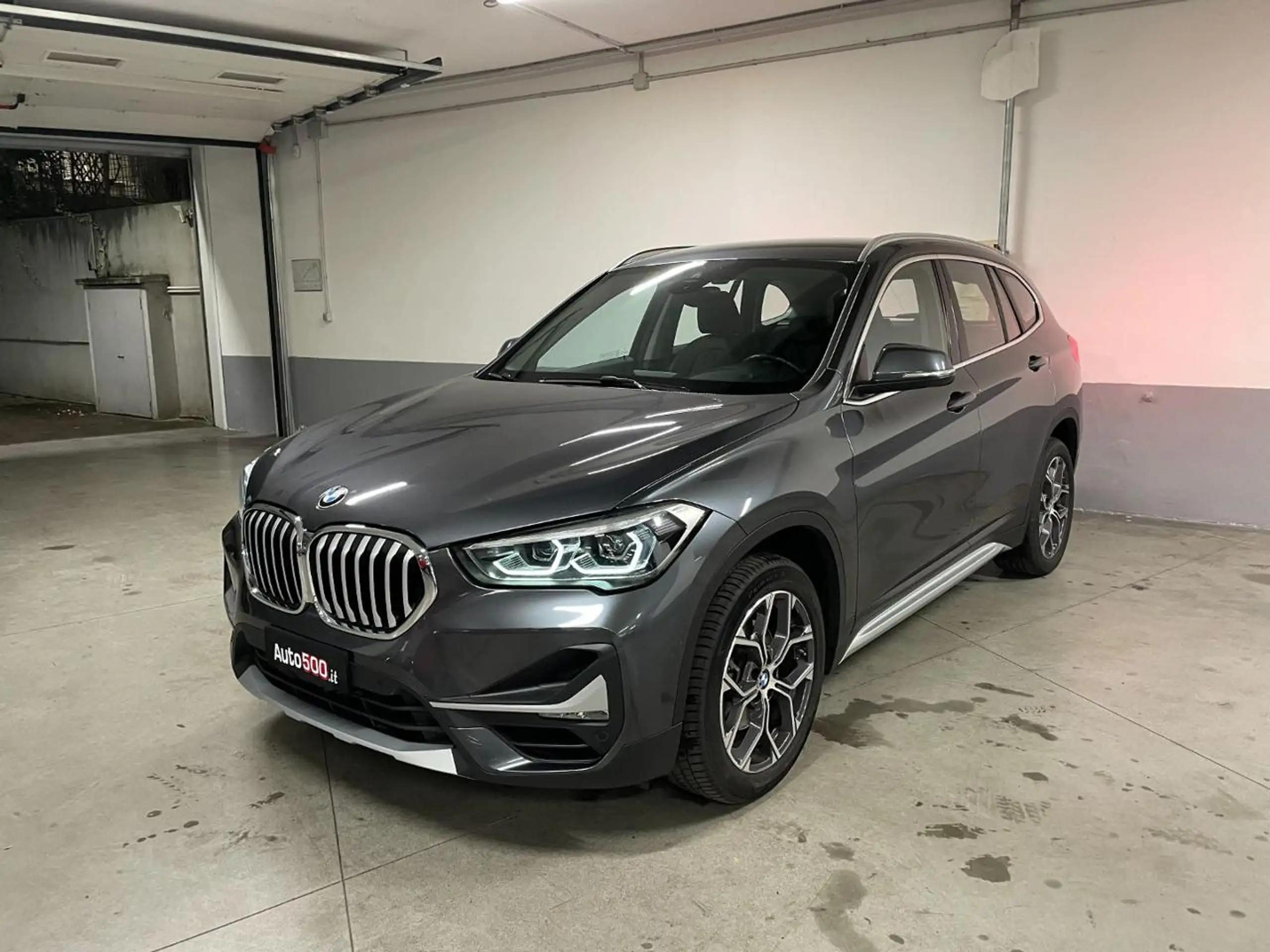 BMW - X1