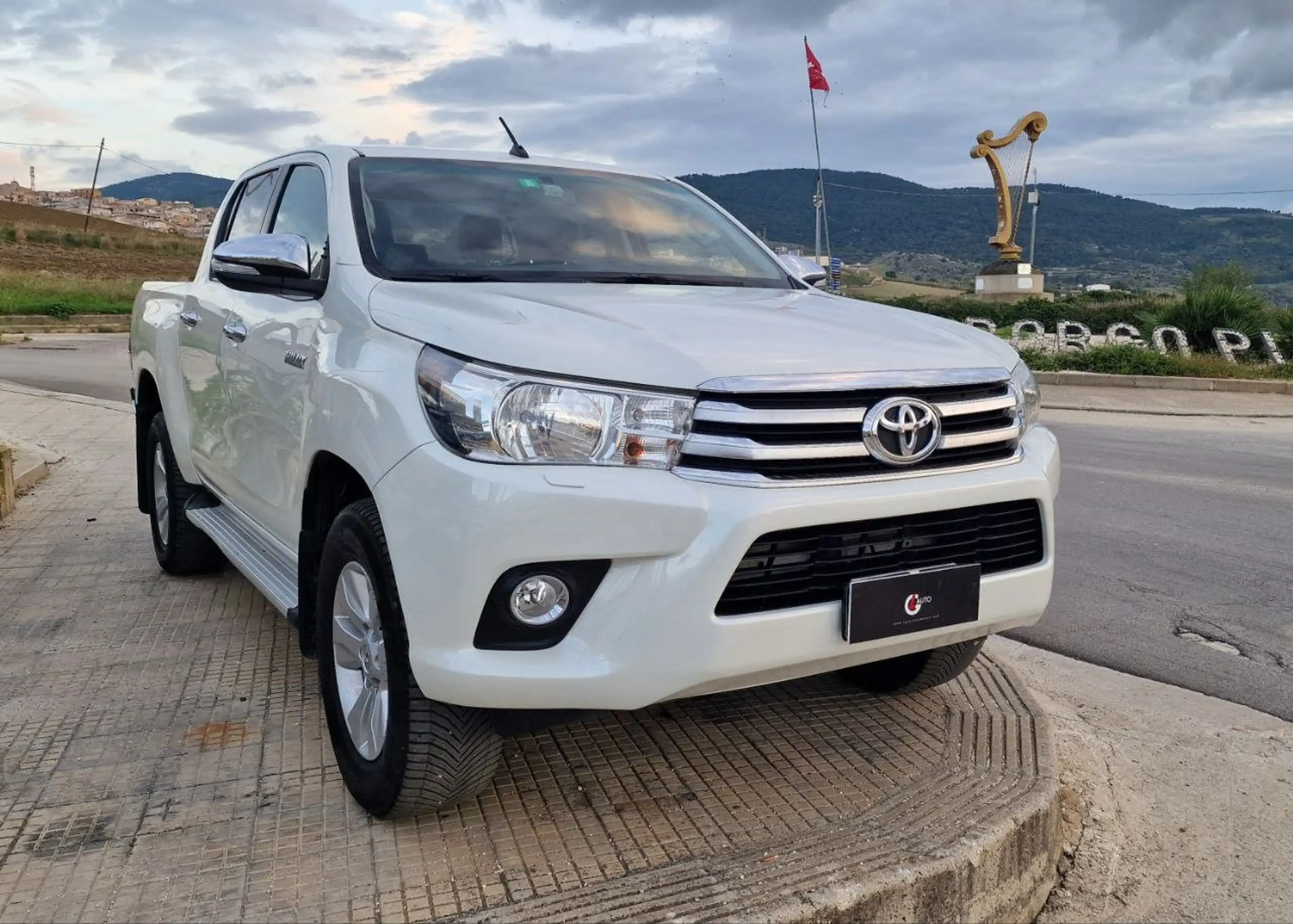 Toyota - Hilux