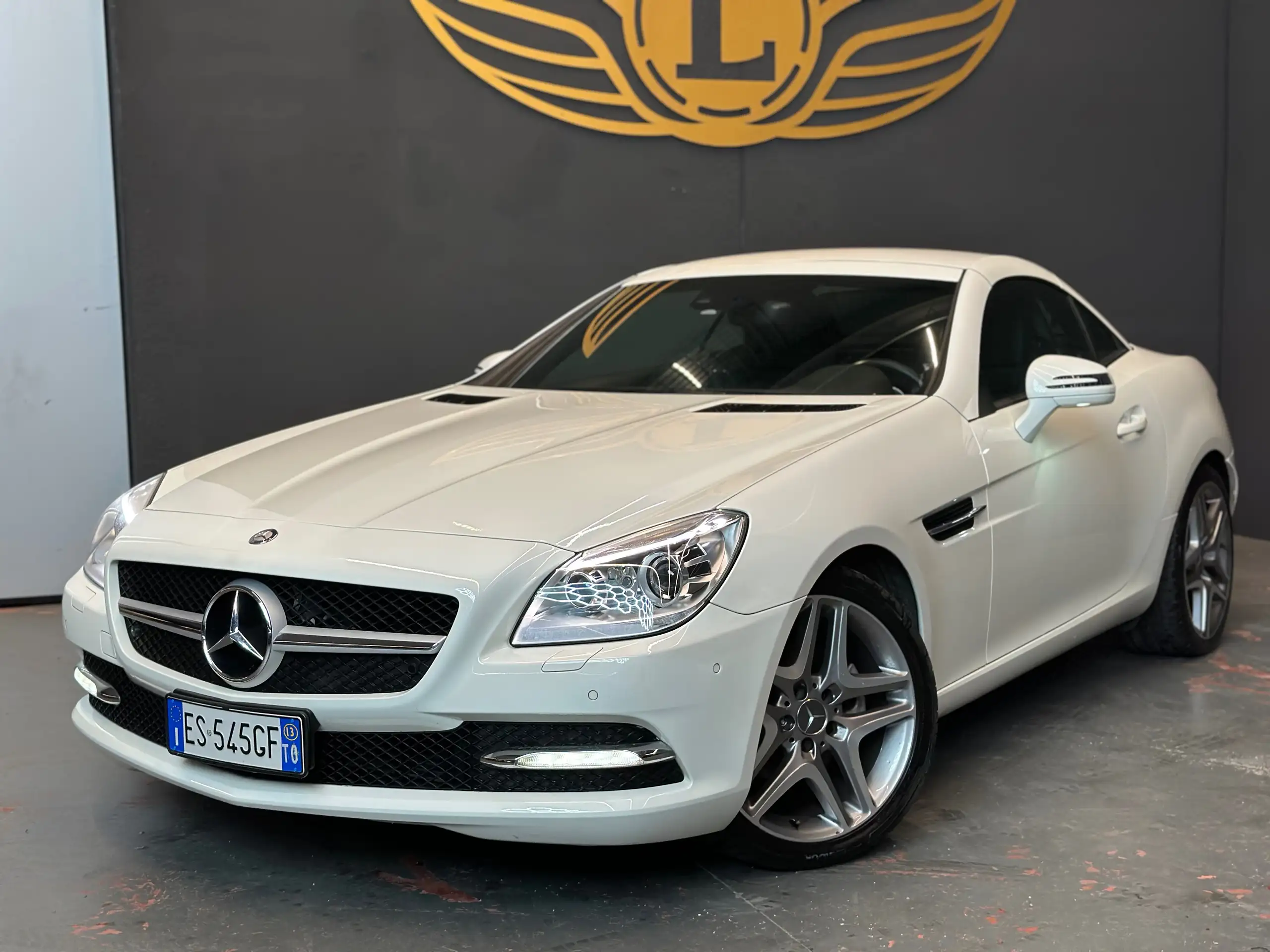 Mercedes-Benz - SLK 200