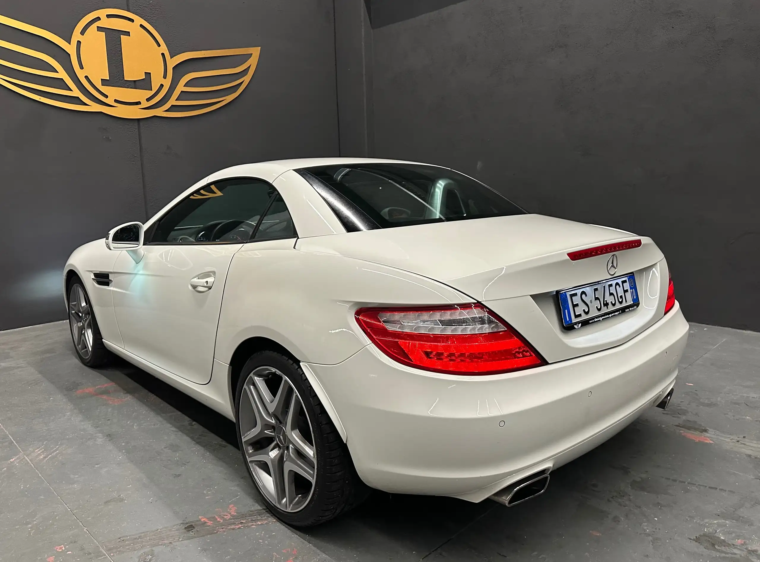 Mercedes-Benz - SLK 200