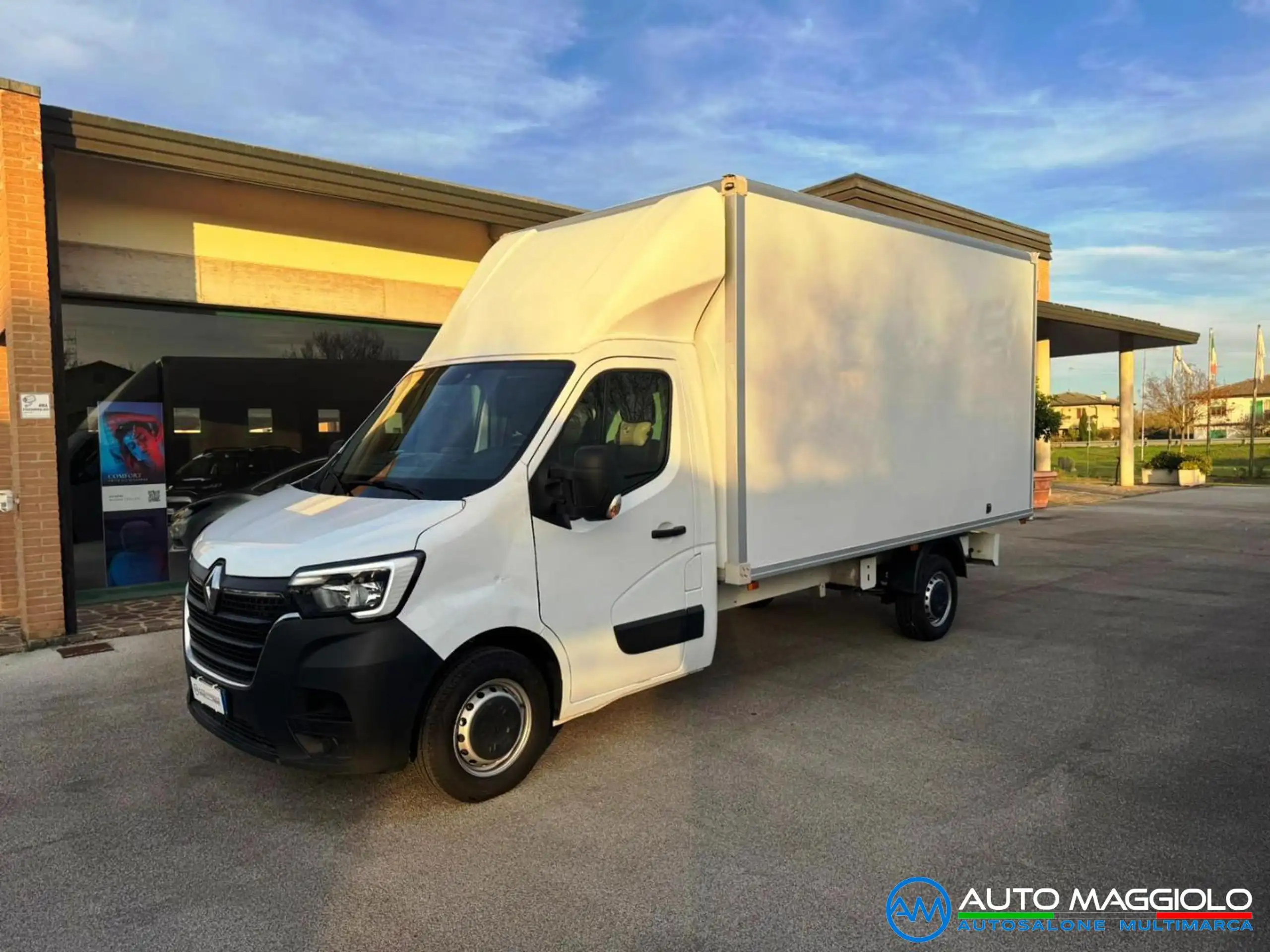 Renault Master 2021