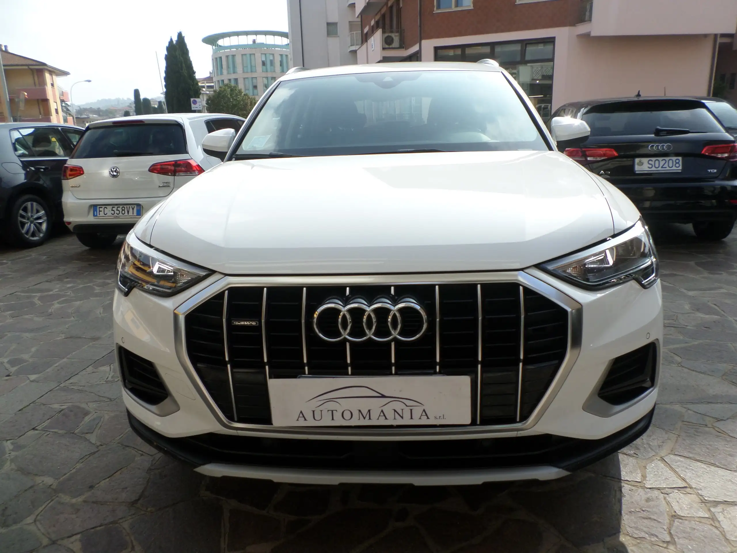 Audi - Q3