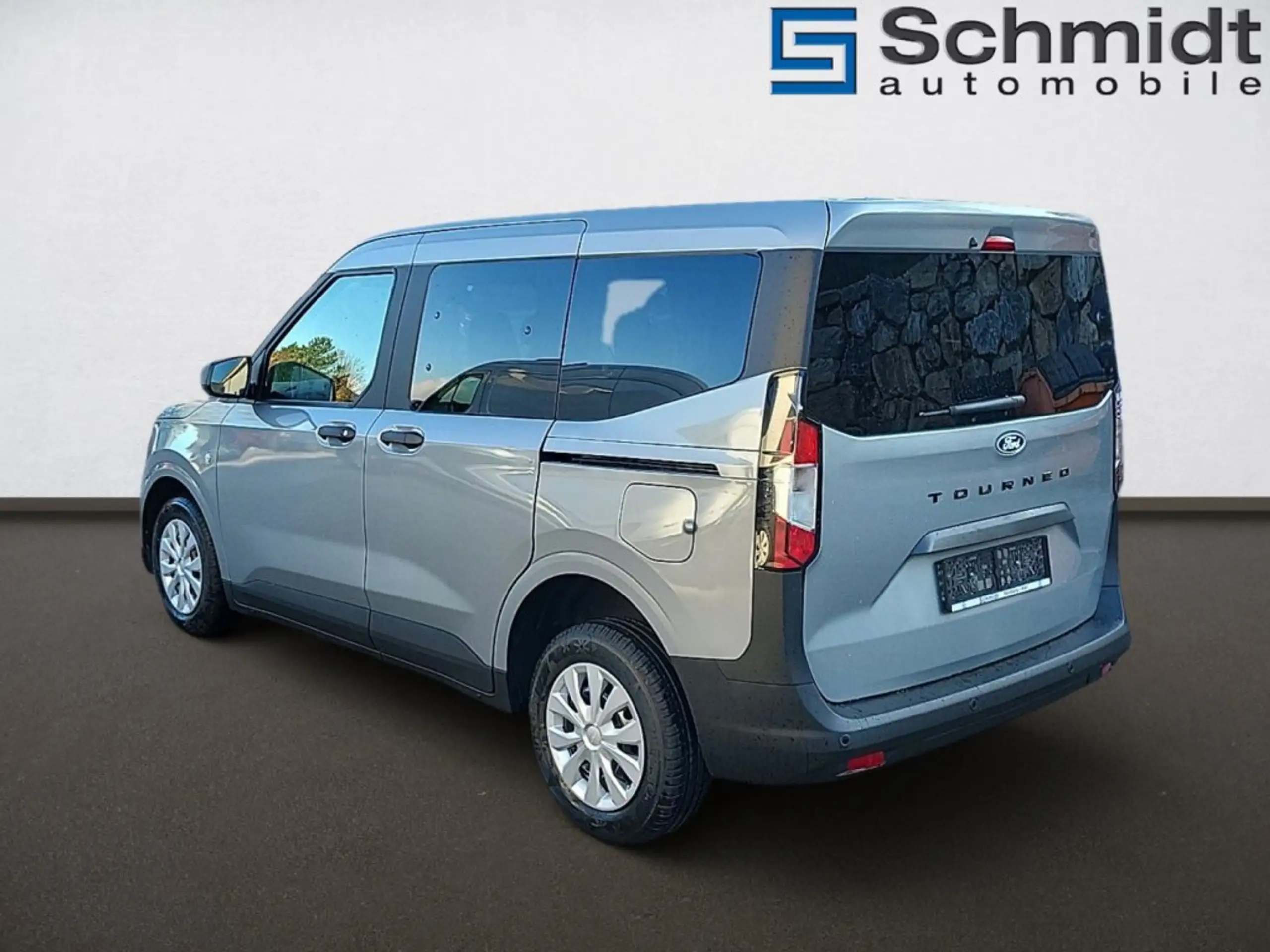 Ford - Tourneo Courier