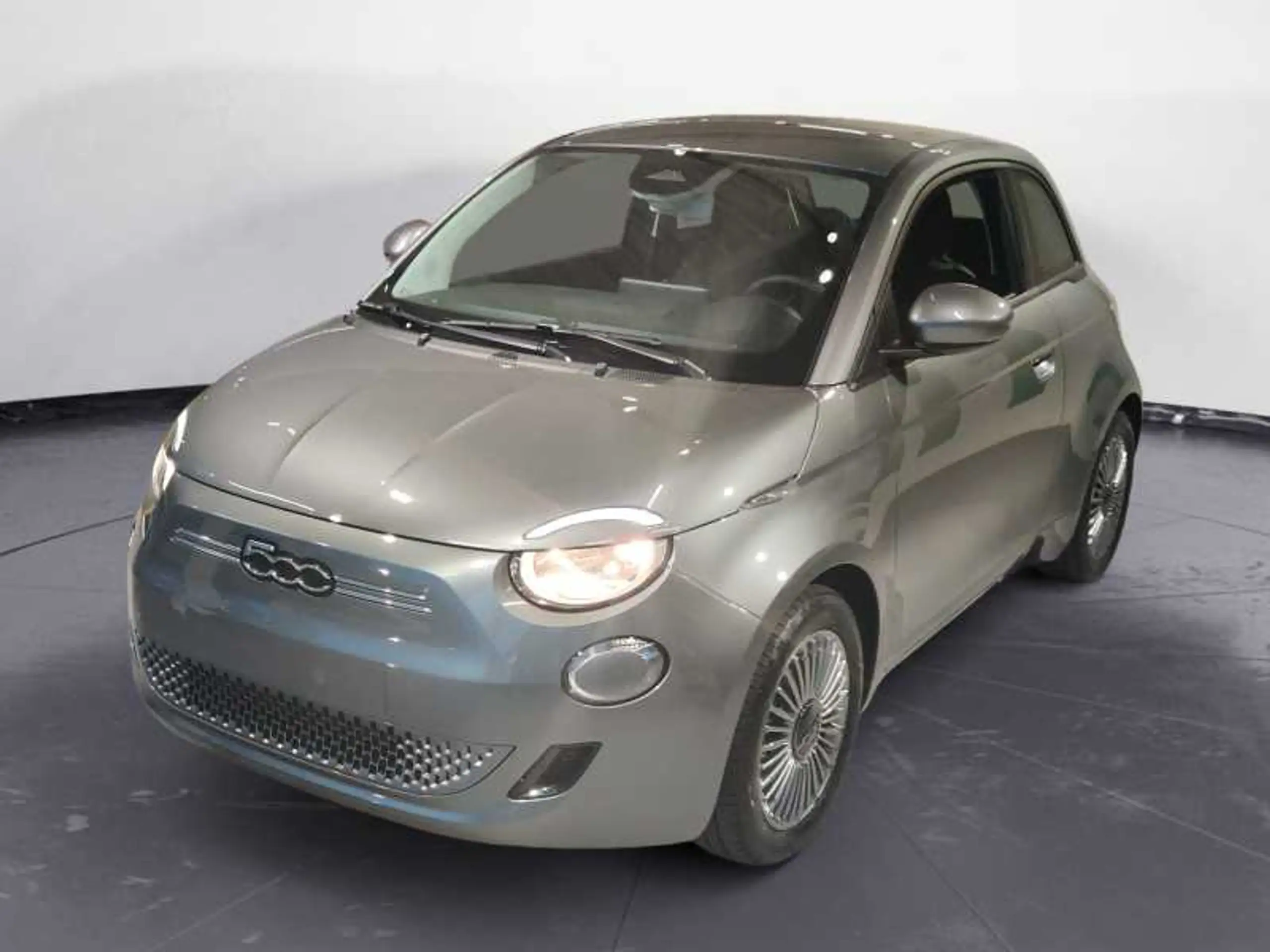 Fiat 500 2023