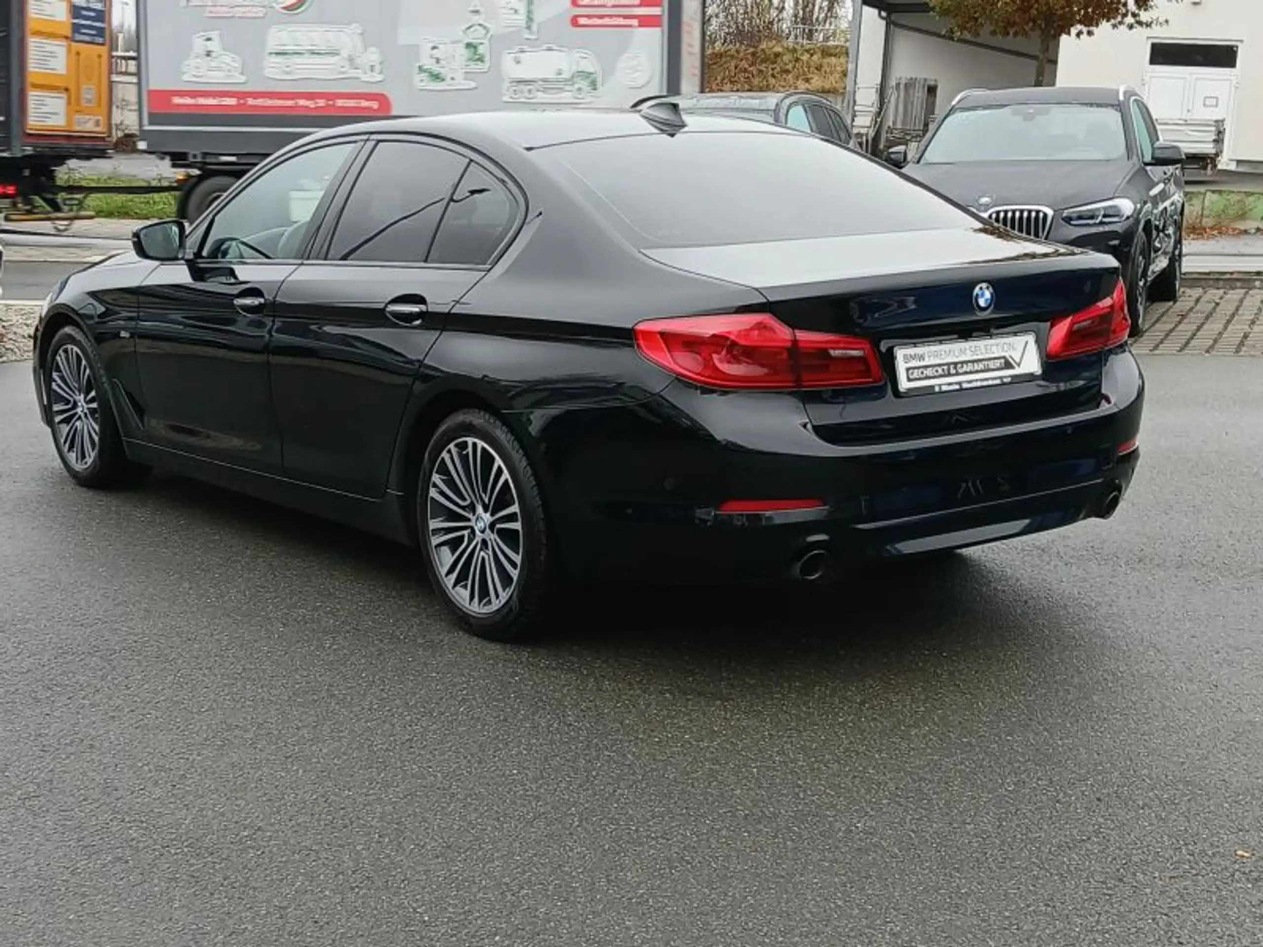 BMW - 520