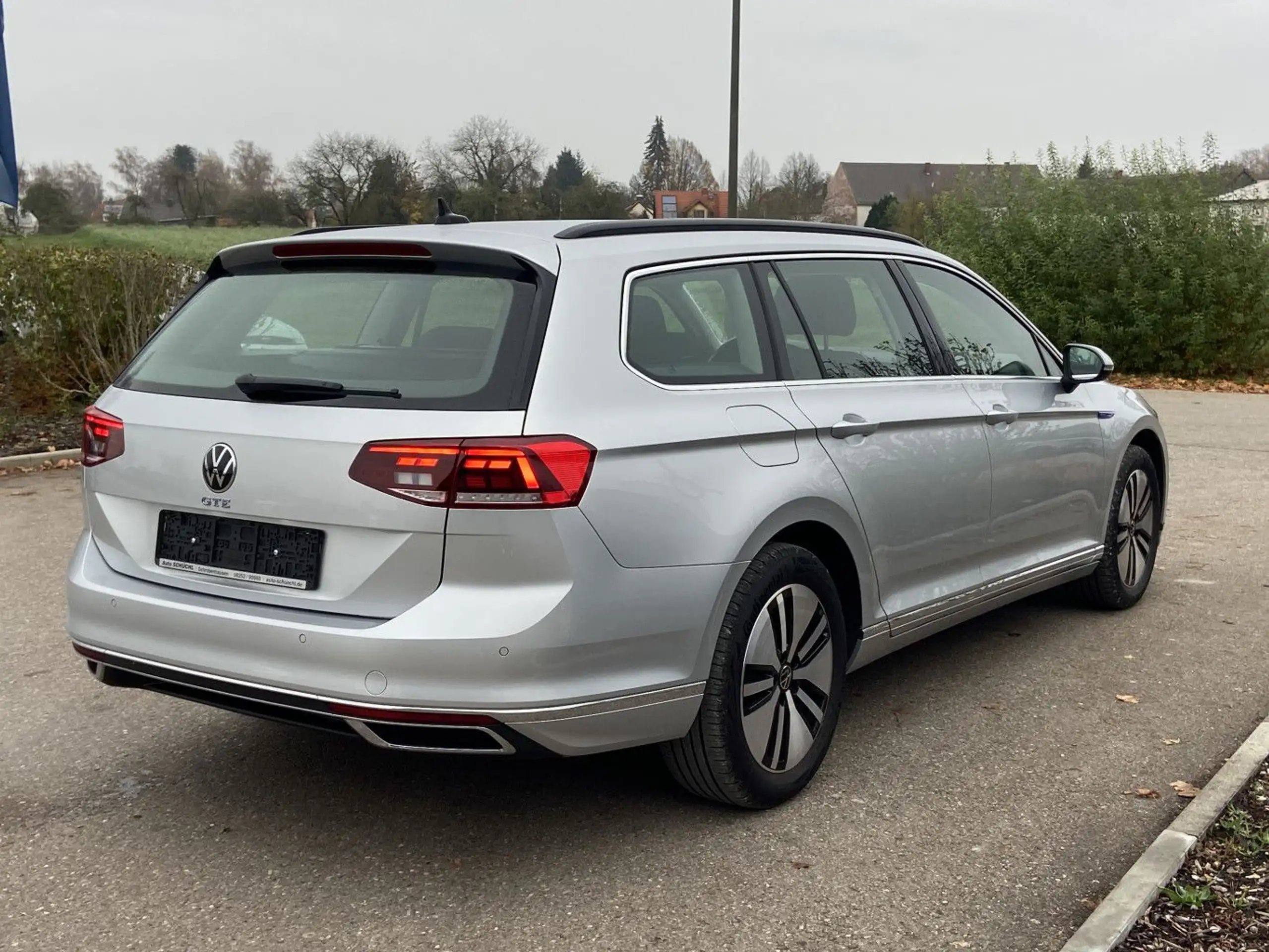 Volkswagen - Passat Variant